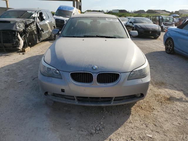 Photo 4 VIN: WBANE735X6CM37838 - BMW 5 SERIES 