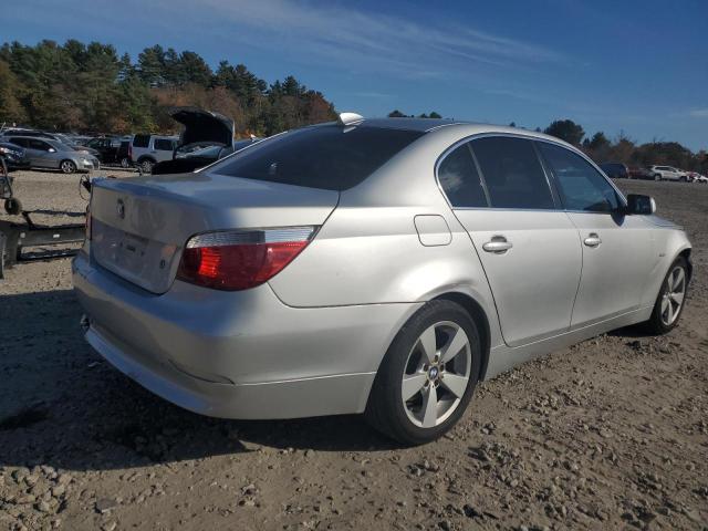 Photo 2 VIN: WBANF33506CS37475 - BMW 5 SERIES 