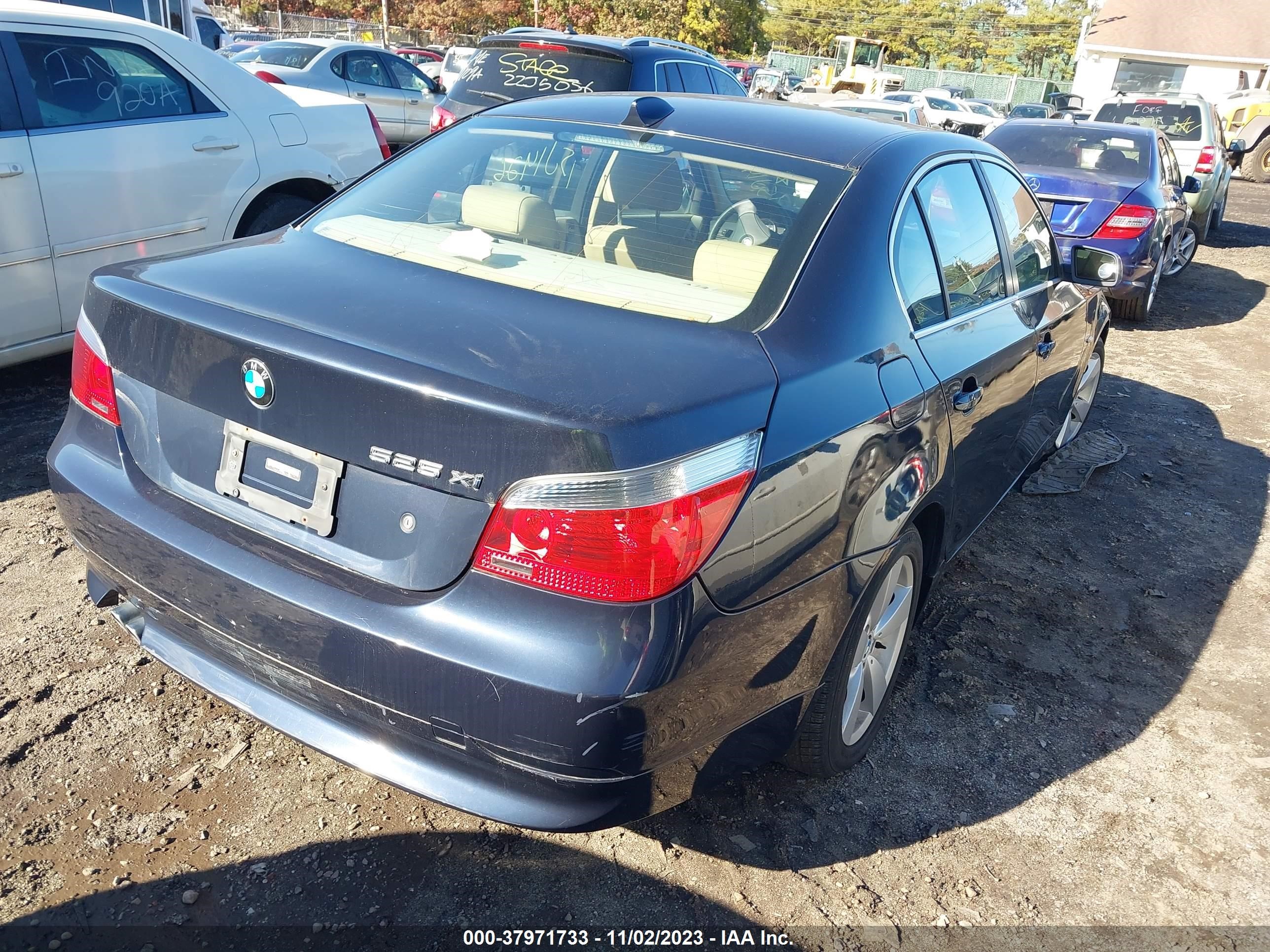 Photo 3 VIN: WBANF33566CS38145 - BMW 5ER 