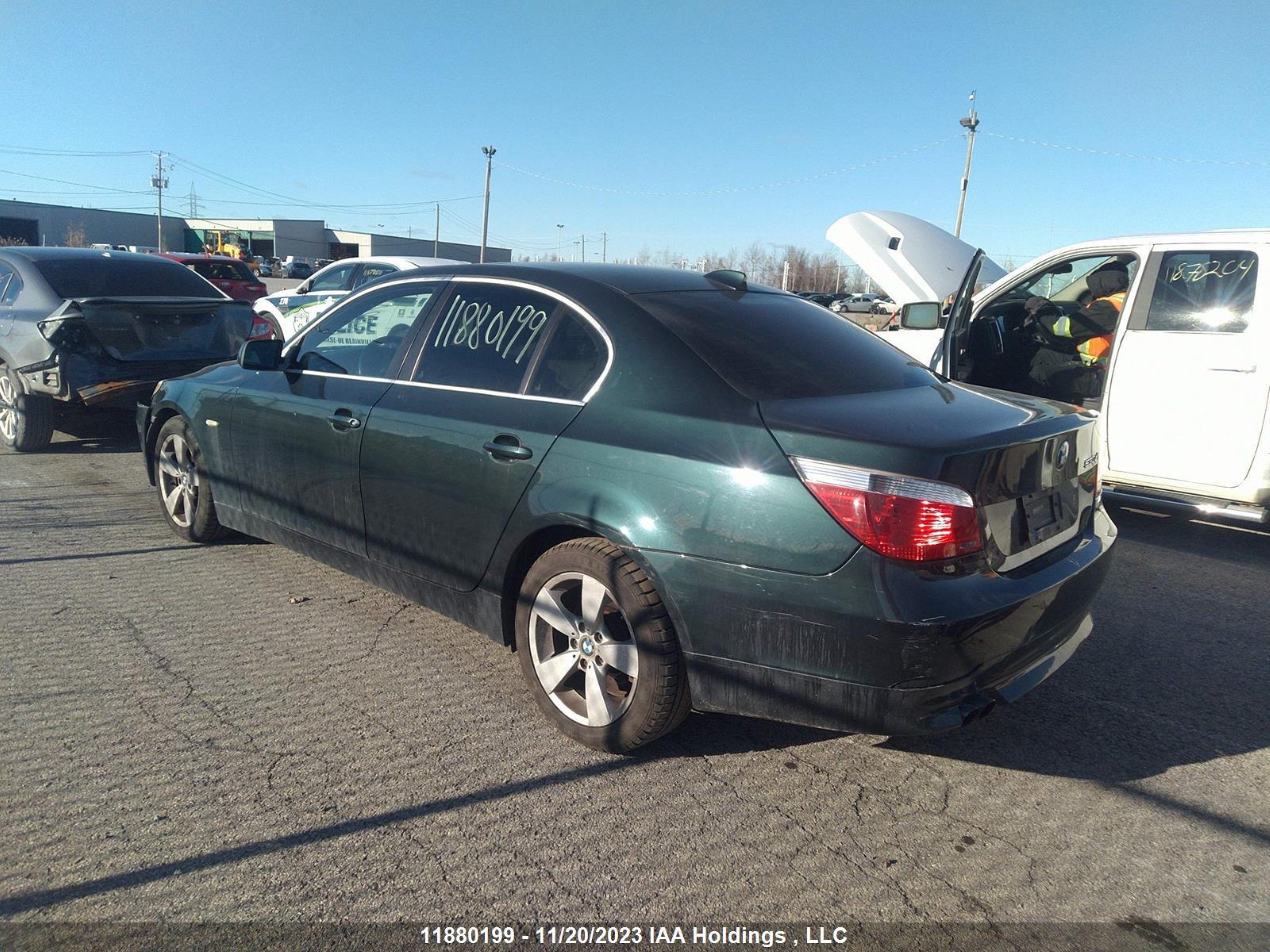 Photo 2 VIN: WBANF73507CU24840 - BMW 5ER 