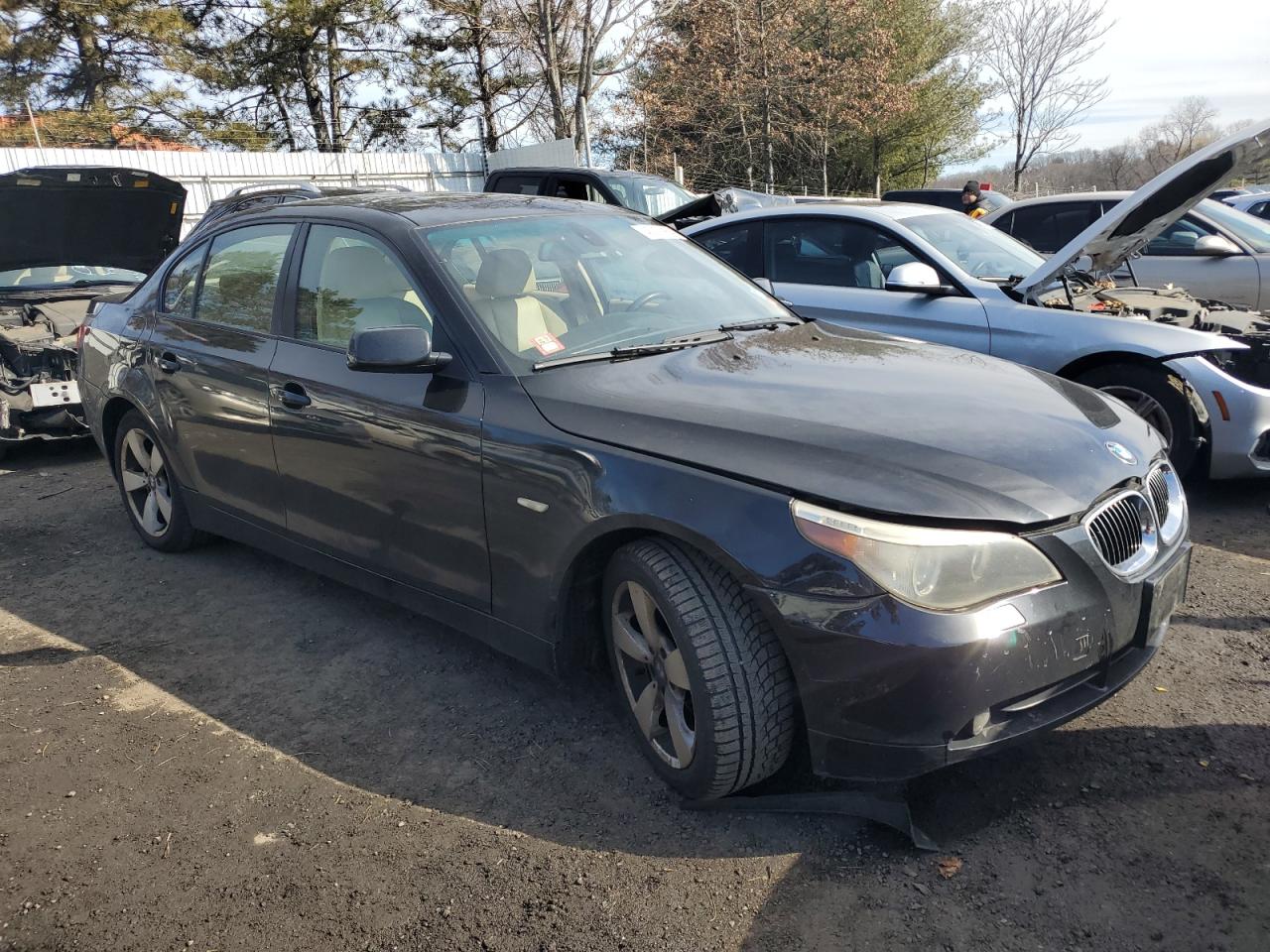 Photo 3 VIN: WBANF73516CG68210 - BMW 5ER 