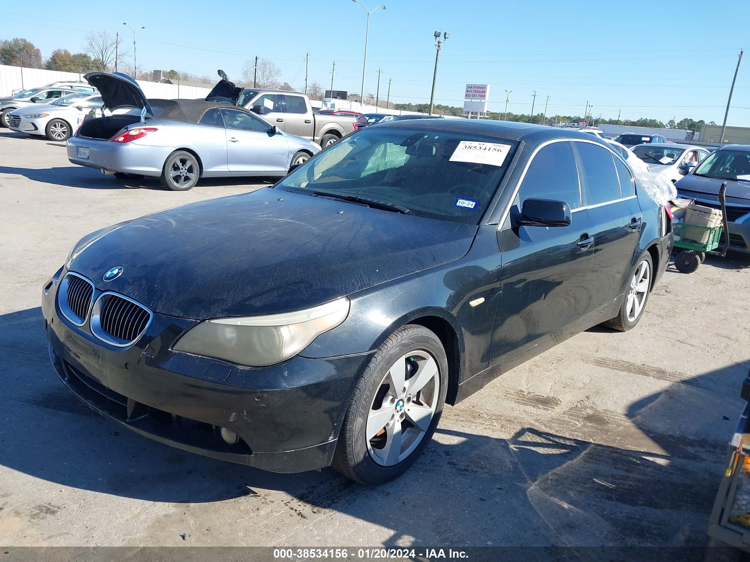 Photo 1 VIN: WBANF73516CG68840 - BMW 5ER 