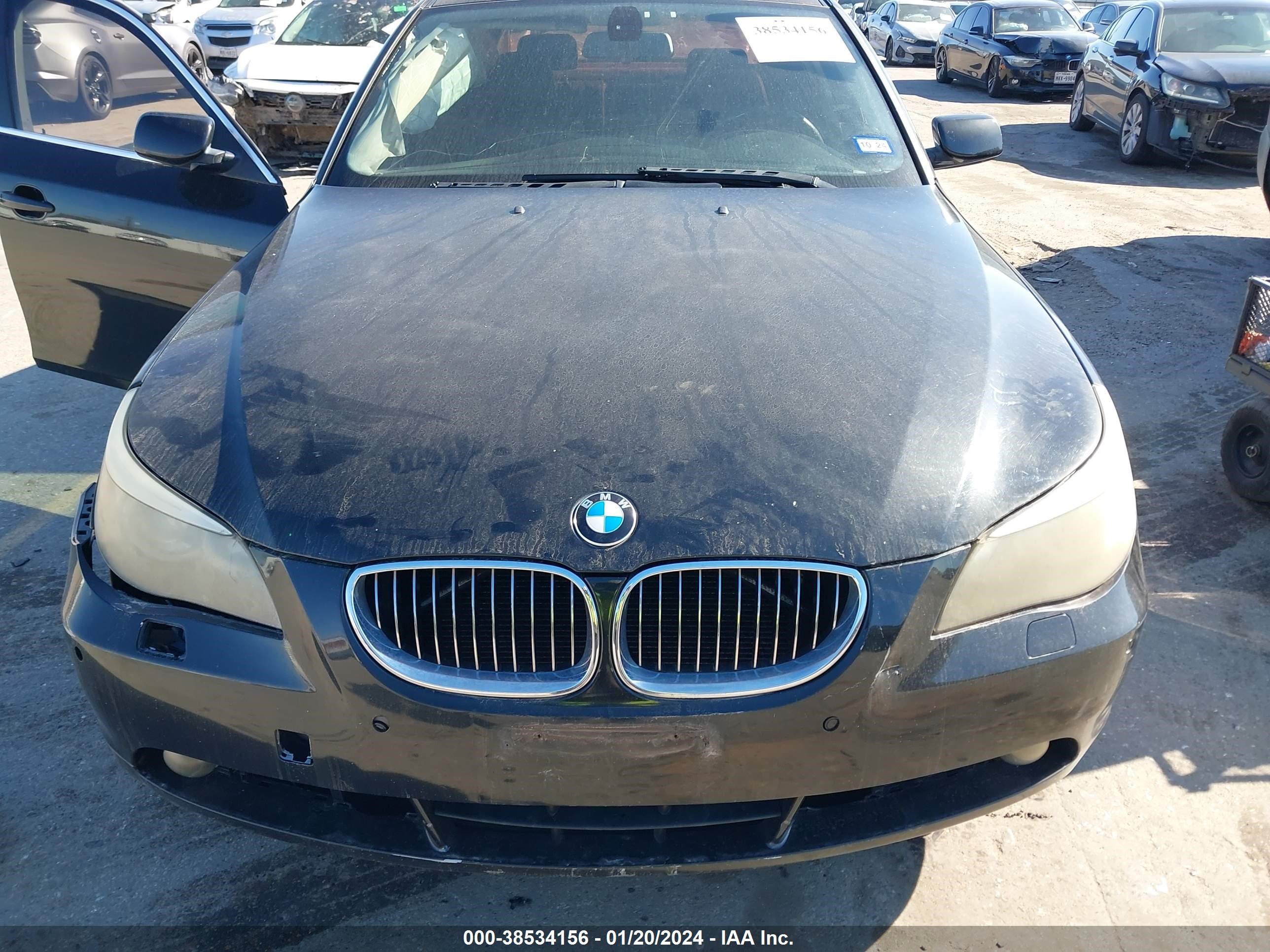 Photo 9 VIN: WBANF73516CG68840 - BMW 5ER 