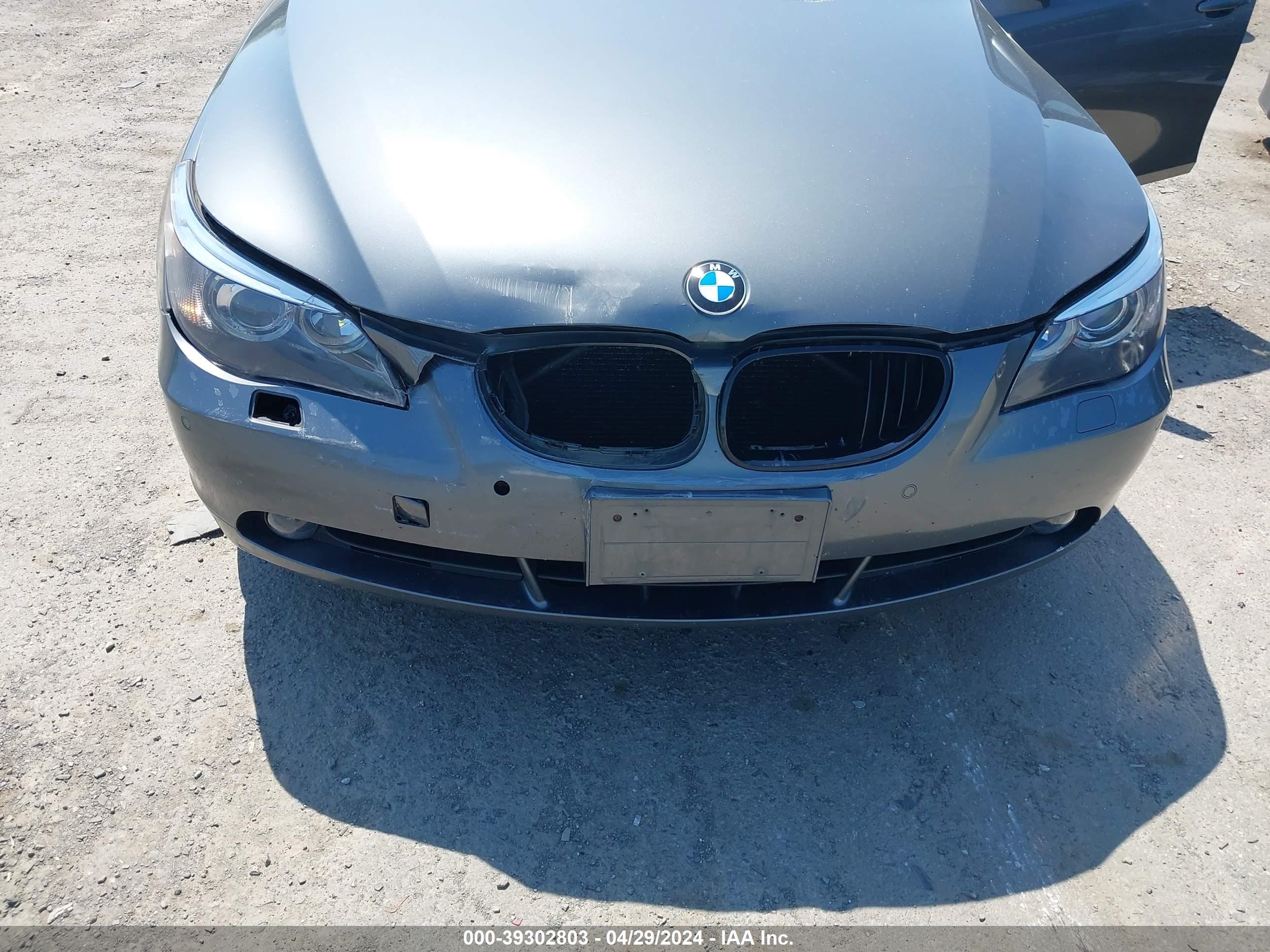 Photo 5 VIN: WBANF73537CC34615 - BMW 5ER 