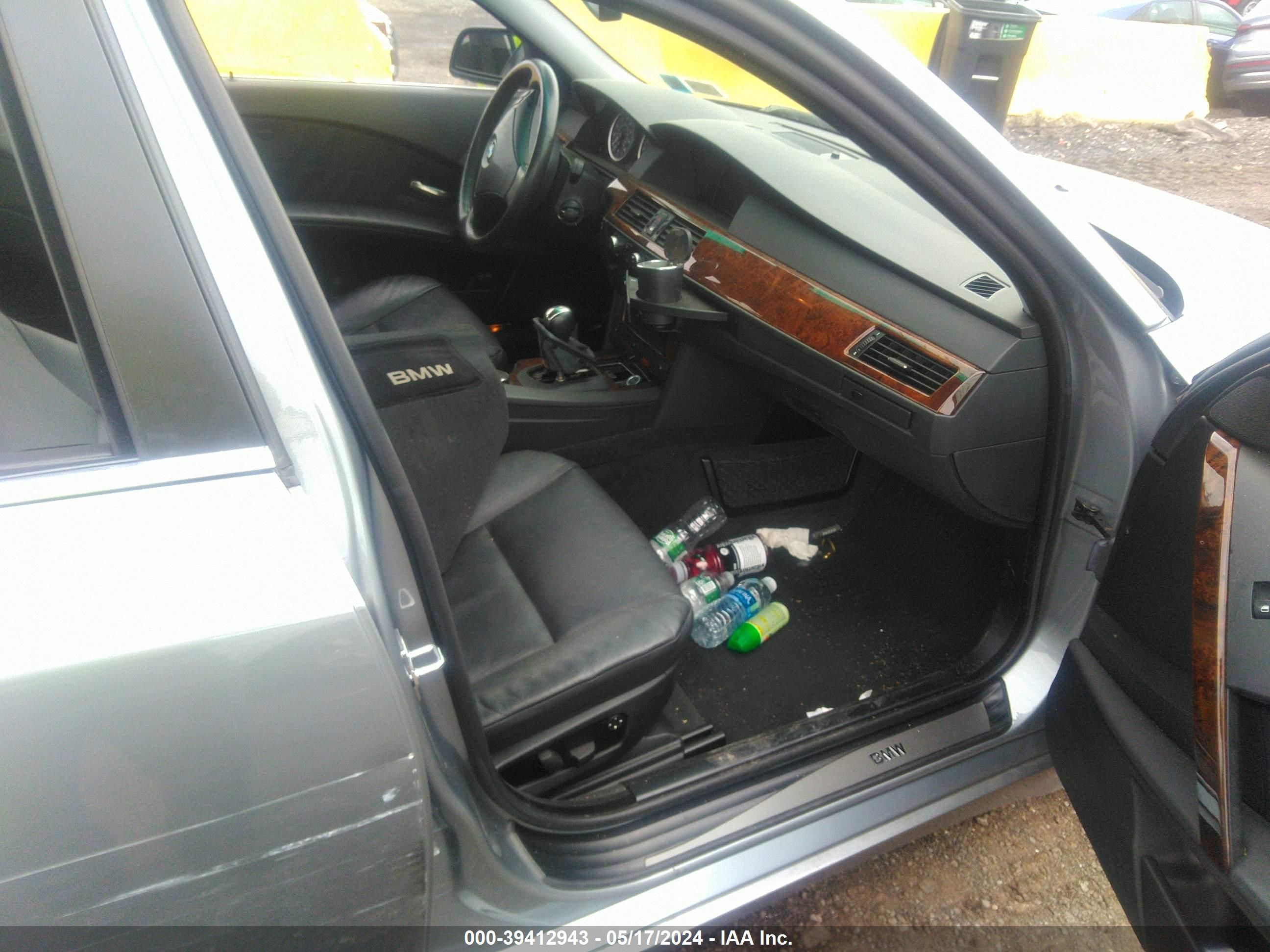 Photo 4 VIN: WBANF73537CU27313 - BMW 5ER 