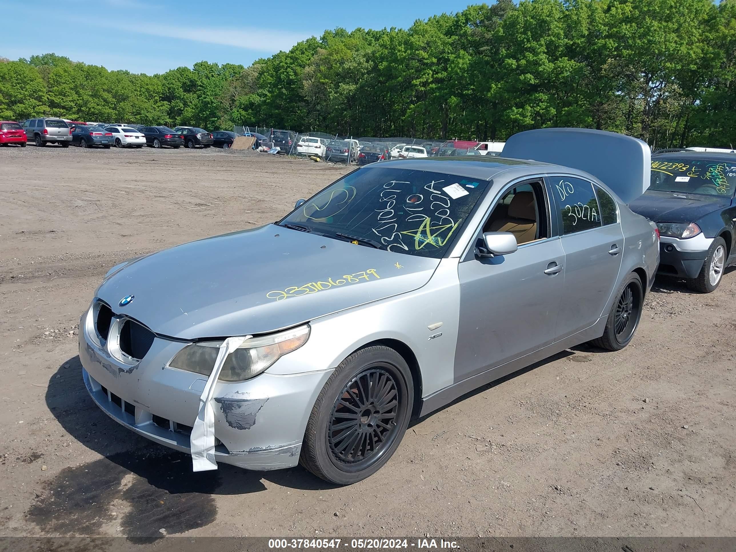 Photo 1 VIN: WBANF73546CG69609 - BMW 5ER 