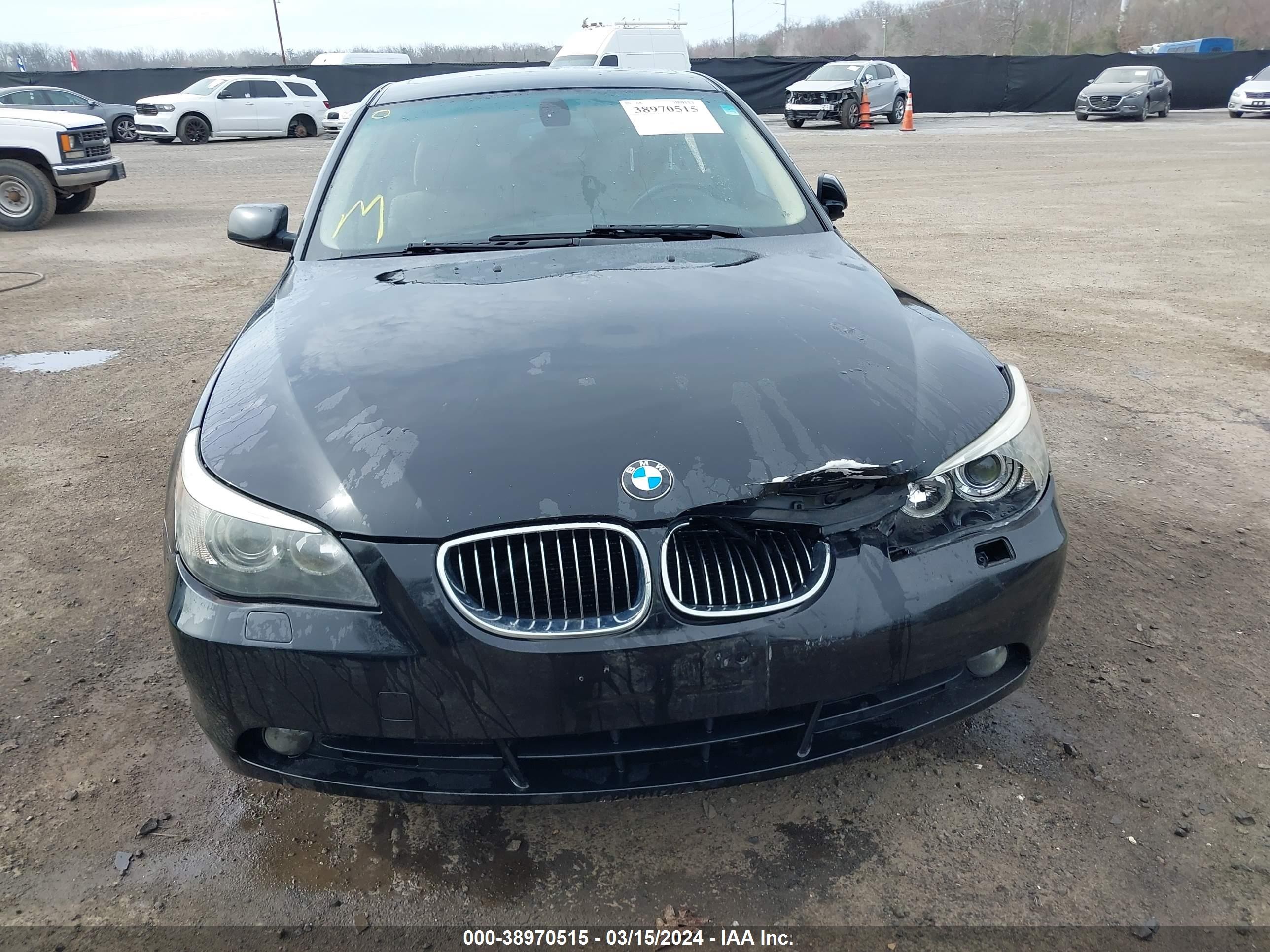 Photo 11 VIN: WBANF73547CU26333 - BMW 5ER 