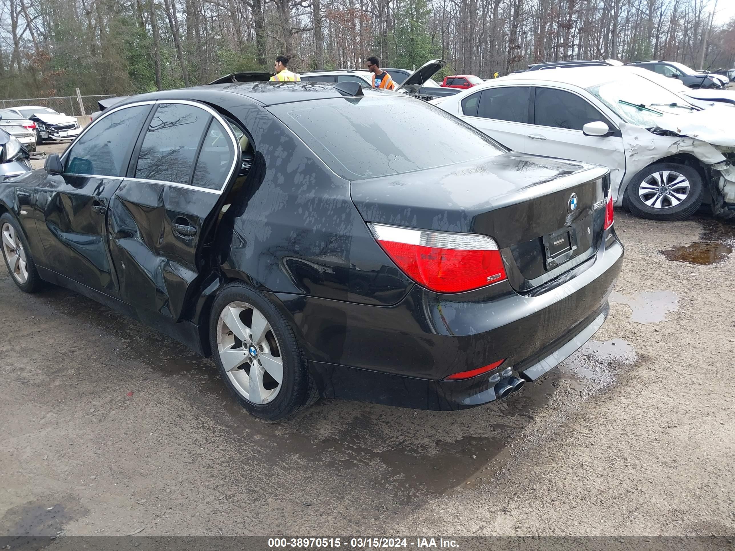 Photo 2 VIN: WBANF73547CU26333 - BMW 5ER 