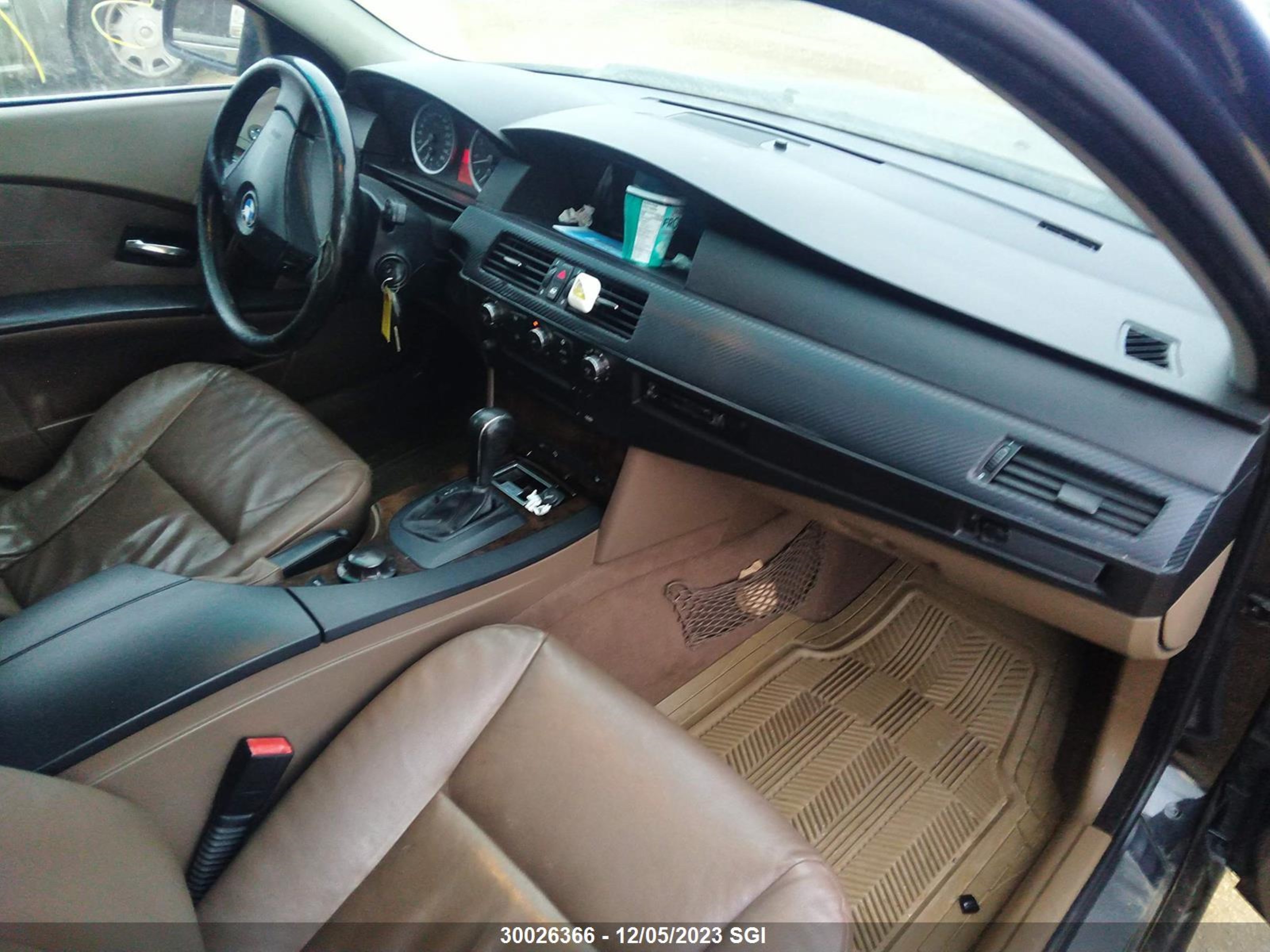 Photo 4 VIN: WBANF73556CG67304 - BMW 5ER 