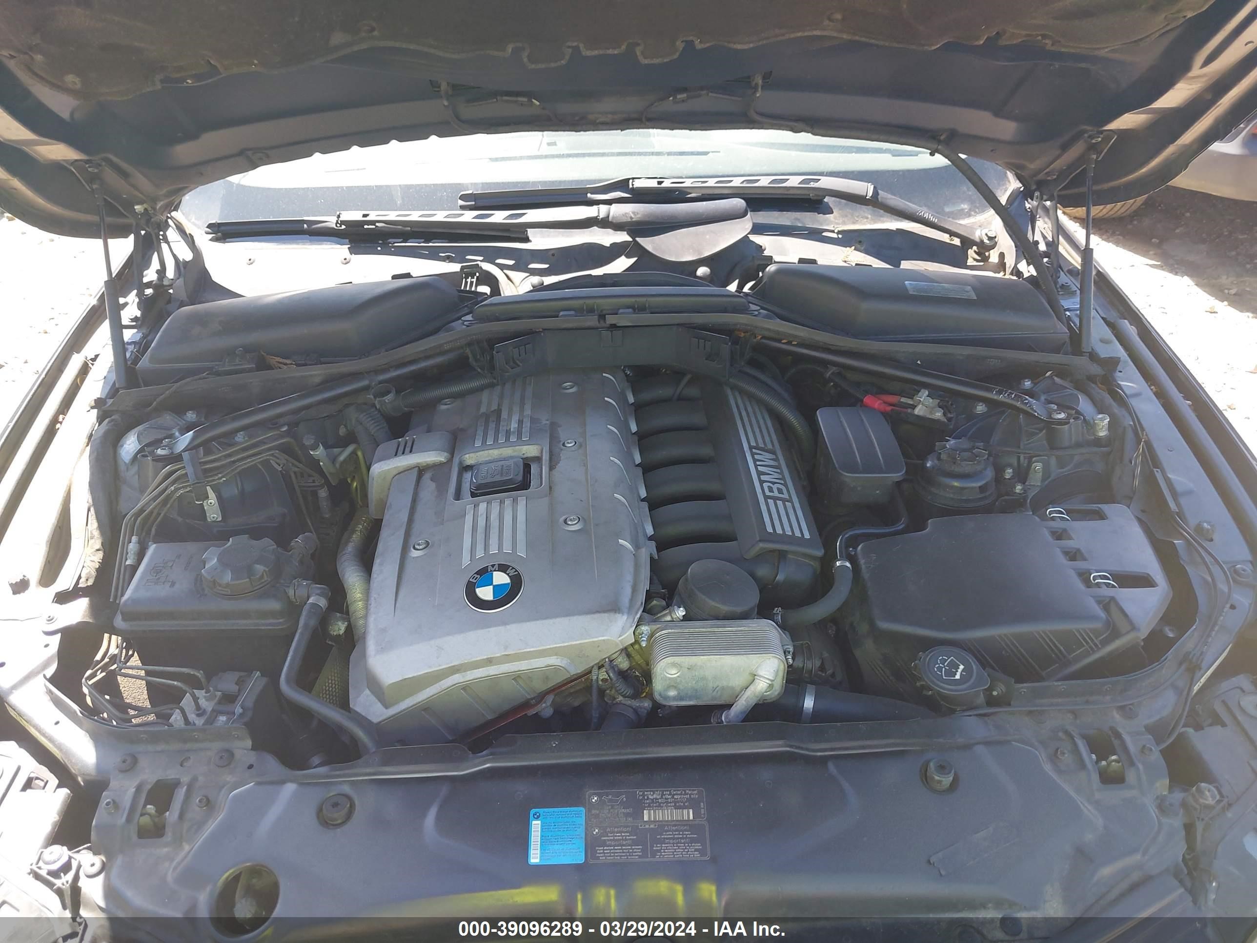 Photo 9 VIN: WBANF735X6CU20423 - BMW 5ER 