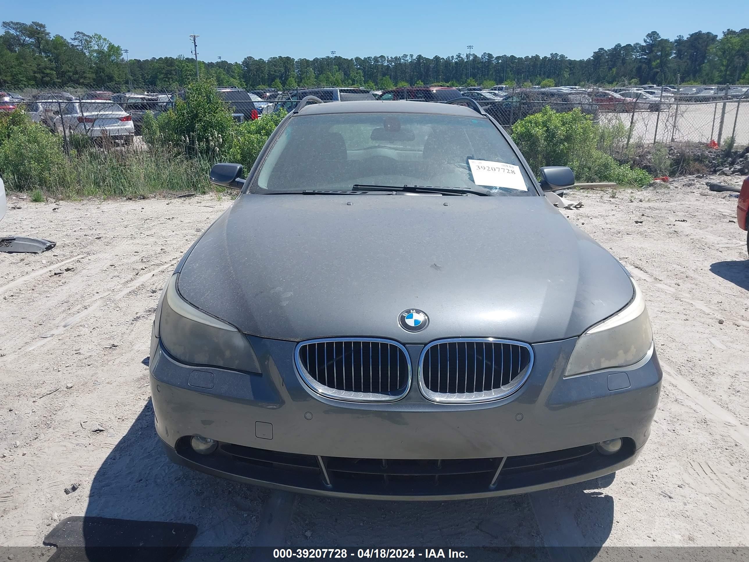 Photo 11 VIN: WBANN73556CN02983 - BMW 5ER 