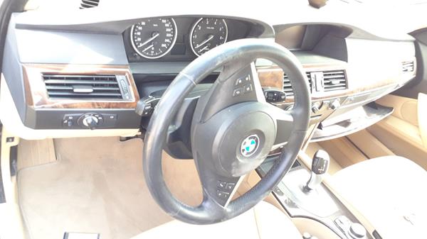 Photo 12 VIN: WBANT1100ACW02900 - BMW 520 I 