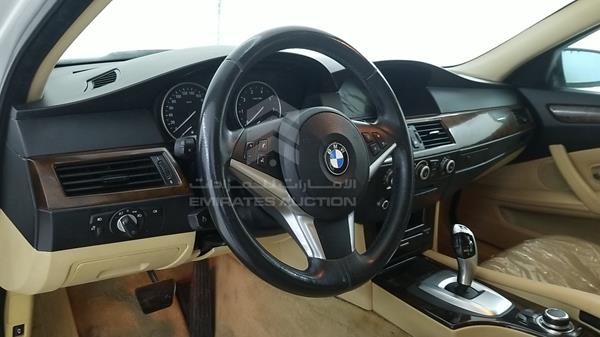 Photo 11 VIN: WBANU11029CW42579 - BMW 523I 