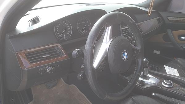 Photo 15 VIN: WBANU11078CJ26555 - BMW 523I 