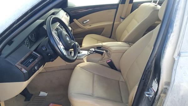 Photo 11 VIN: WBANU11098CW41332 - BMW 523I 