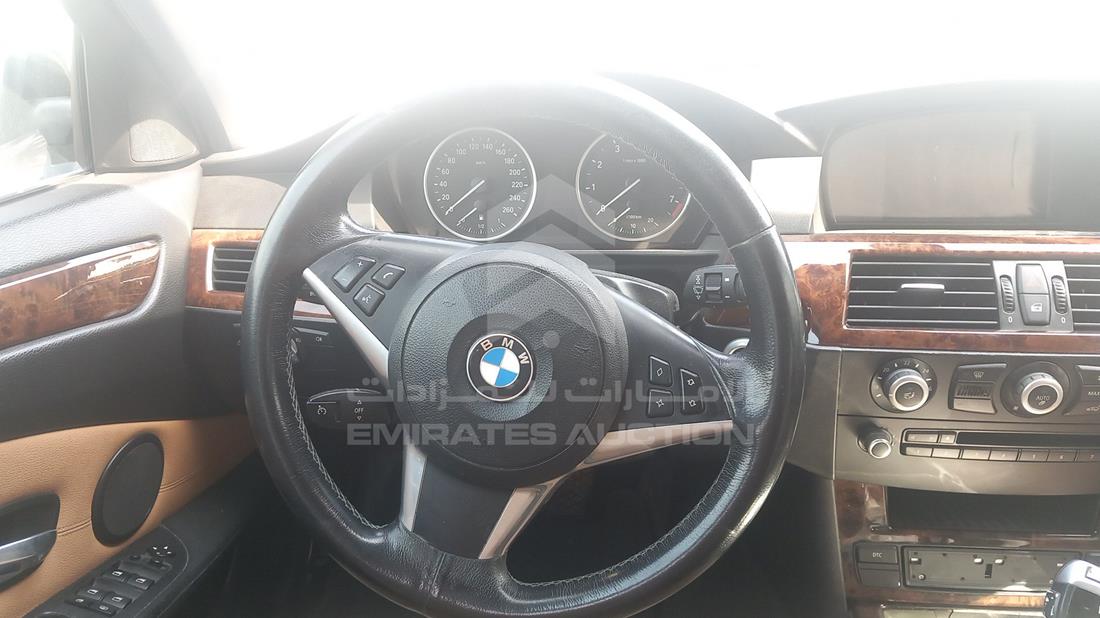 Photo 16 VIN: WBANU51039C010164 - BMW 525I 