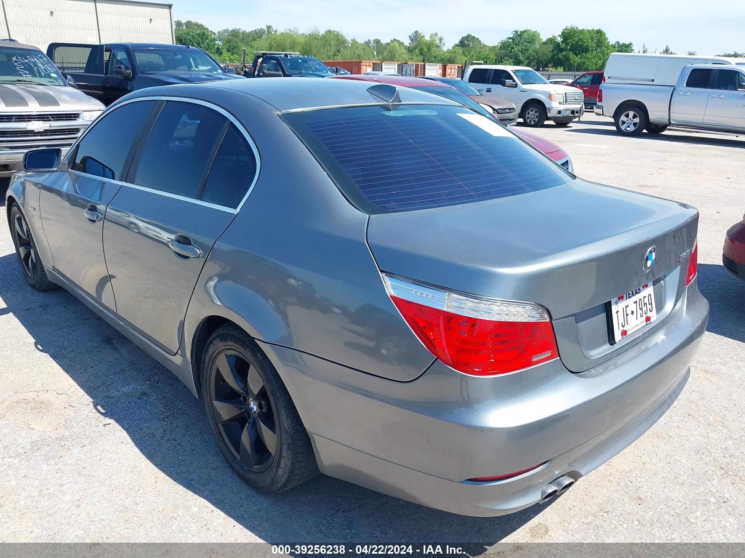 Photo 2 VIN: WBANU53508CT01647 - BMW 5ER 