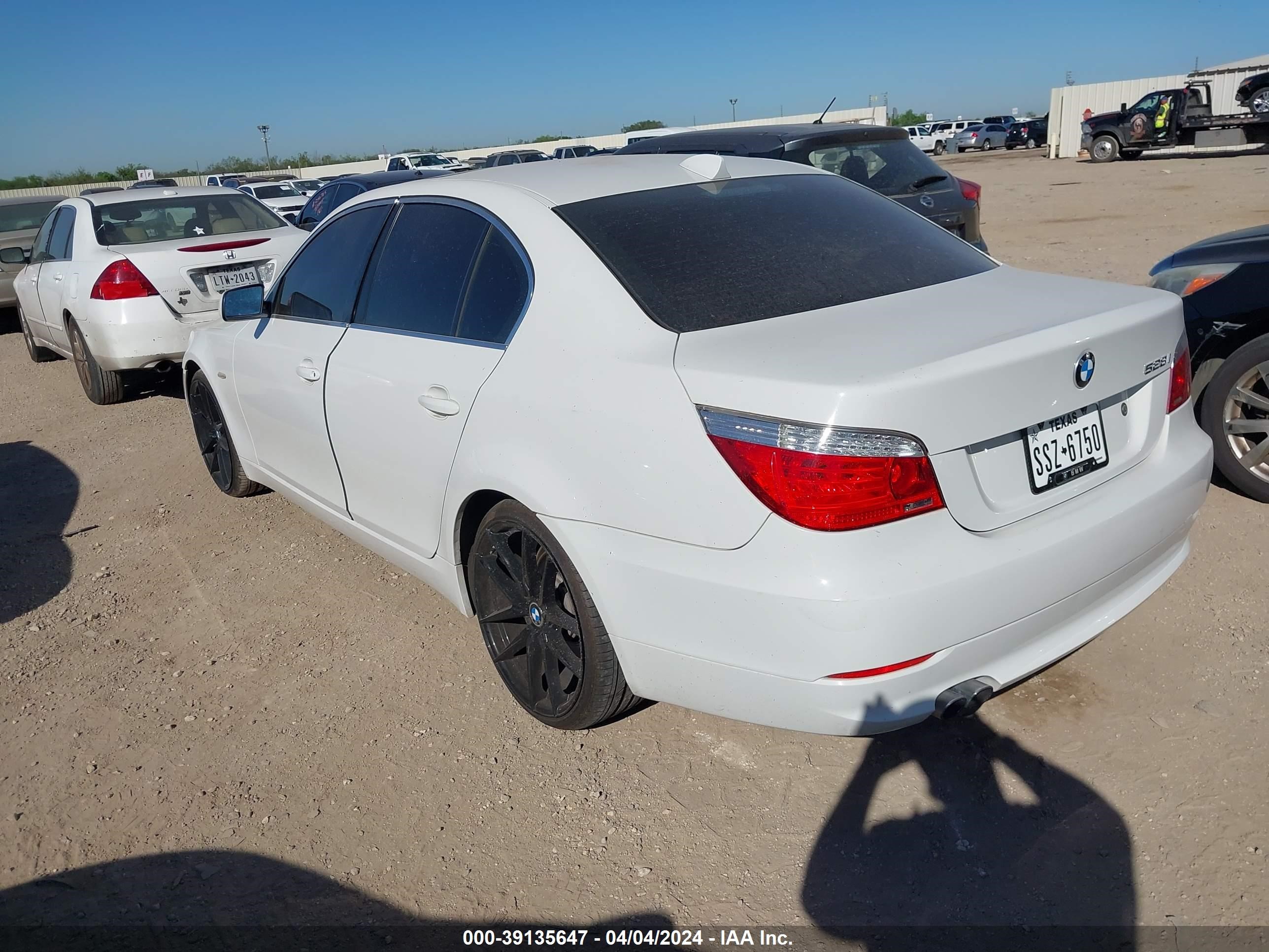 Photo 2 VIN: WBANU53508CT12616 - BMW 5ER 