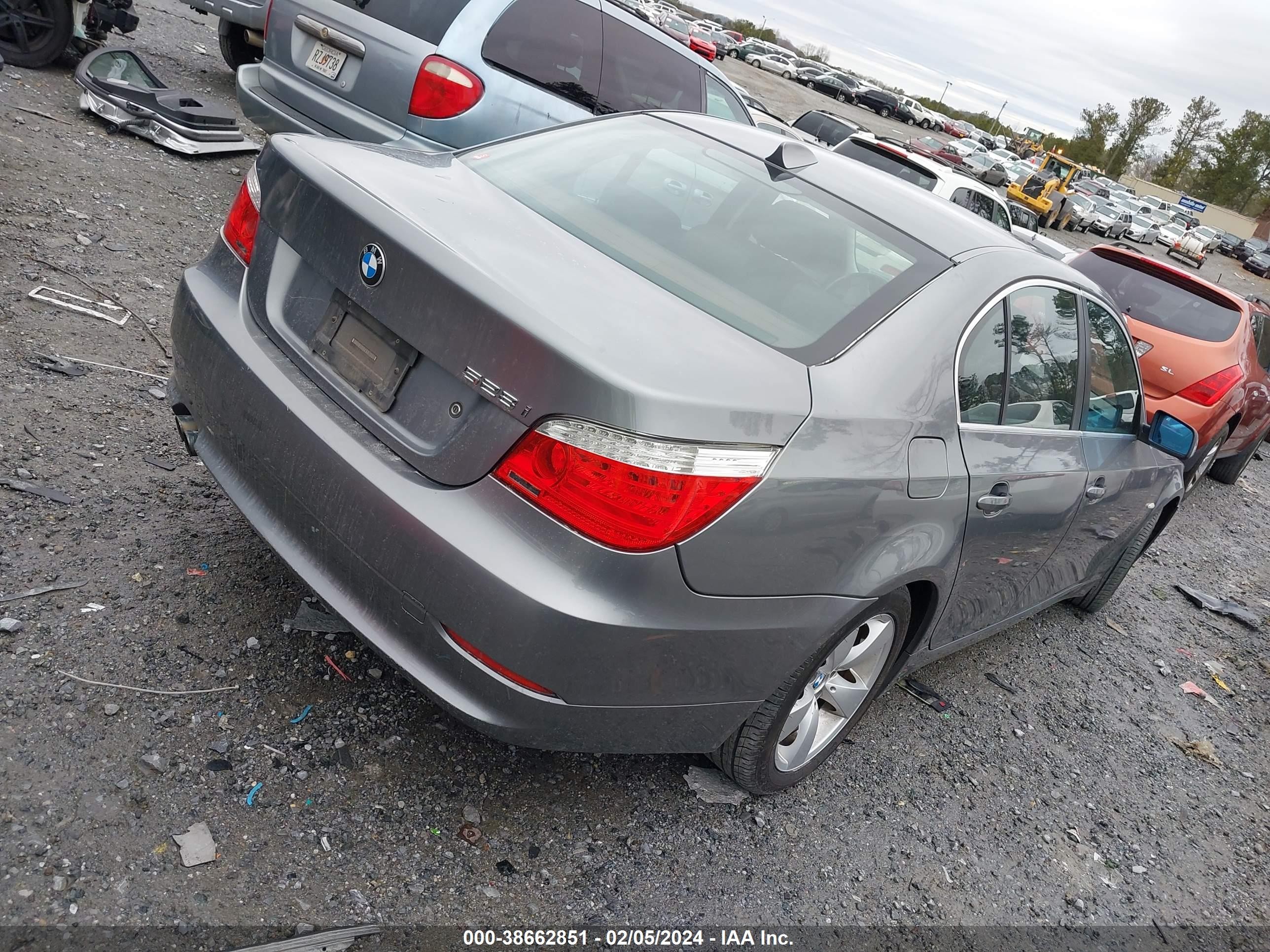 Photo 3 VIN: WBANU53528CT18157 - BMW 5ER 