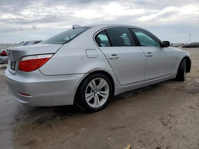 Photo 2 VIN: WBANU53529C120793 - BMW 528 I 