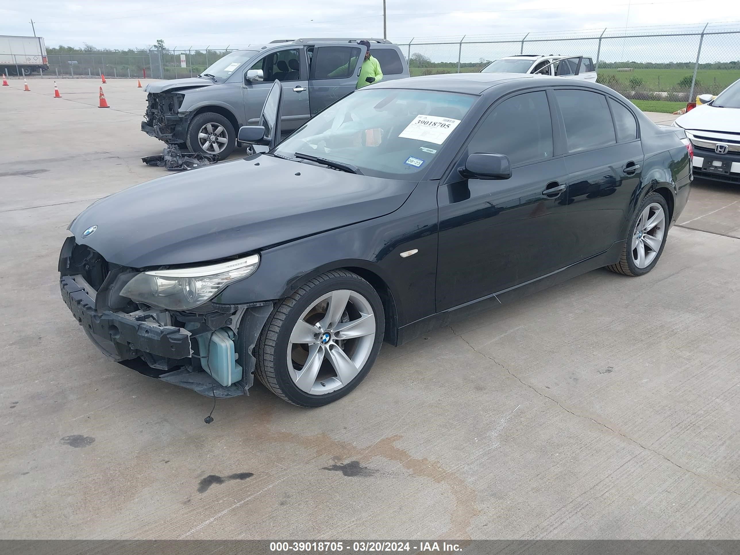 Photo 1 VIN: WBANU53538CT18846 - BMW 5ER 