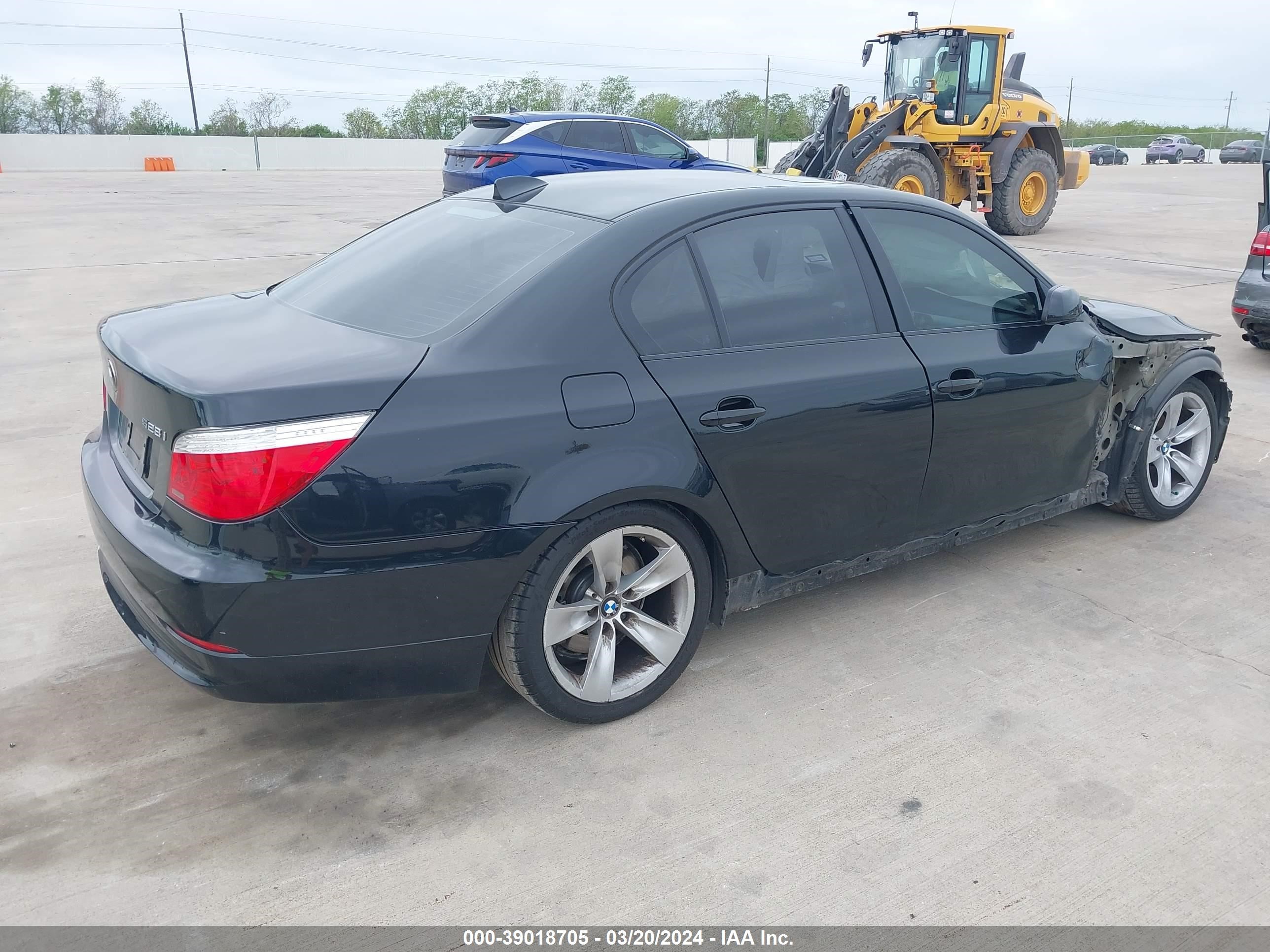 Photo 3 VIN: WBANU53538CT18846 - BMW 5ER 