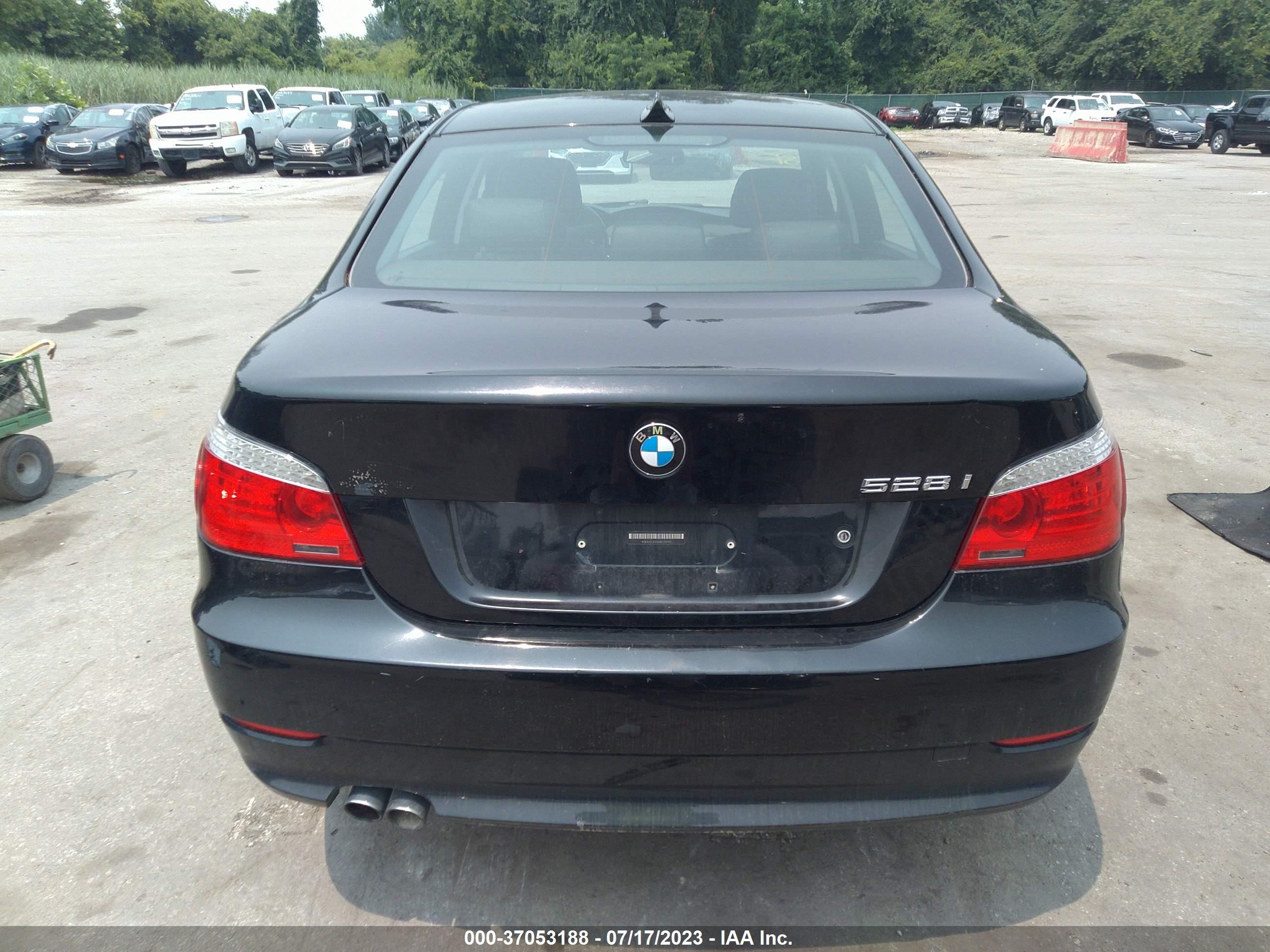 Photo 16 VIN: WBANU53548C112192 - BMW 5ER 