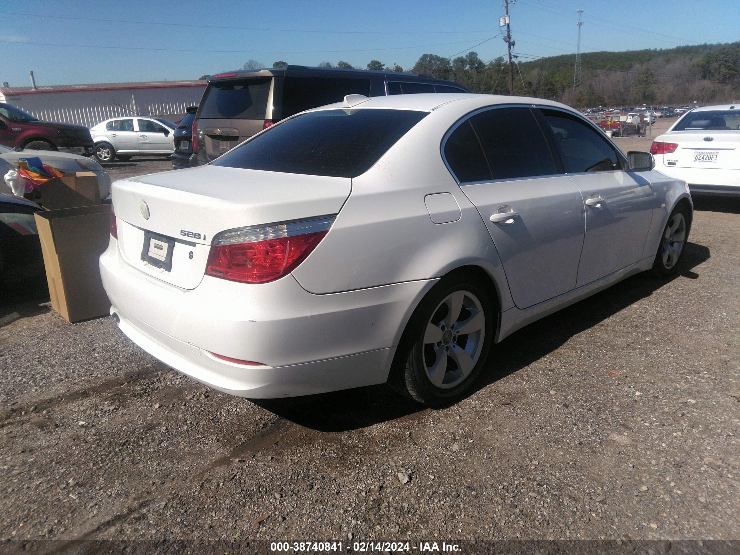 Photo 3 VIN: WBANU53548CT12313 - BMW 5ER 