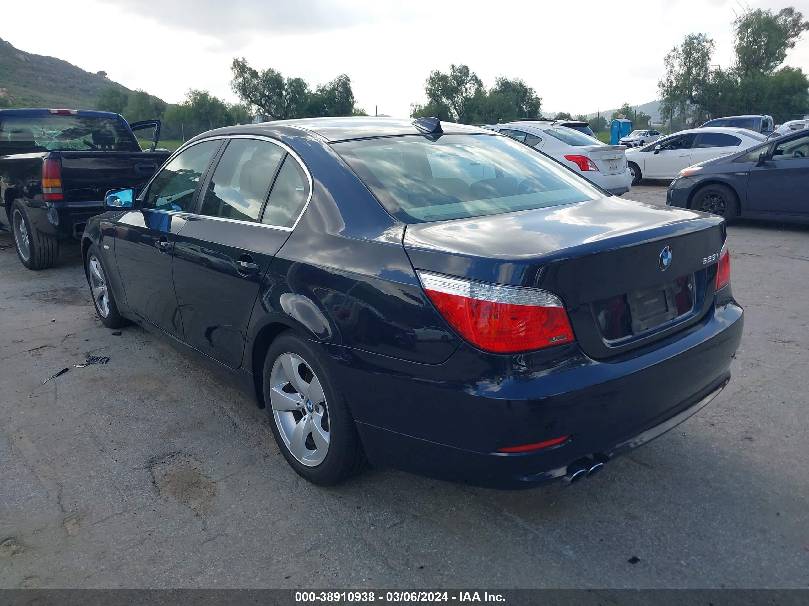 Photo 2 VIN: WBANU53558CT11459 - BMW 5ER 