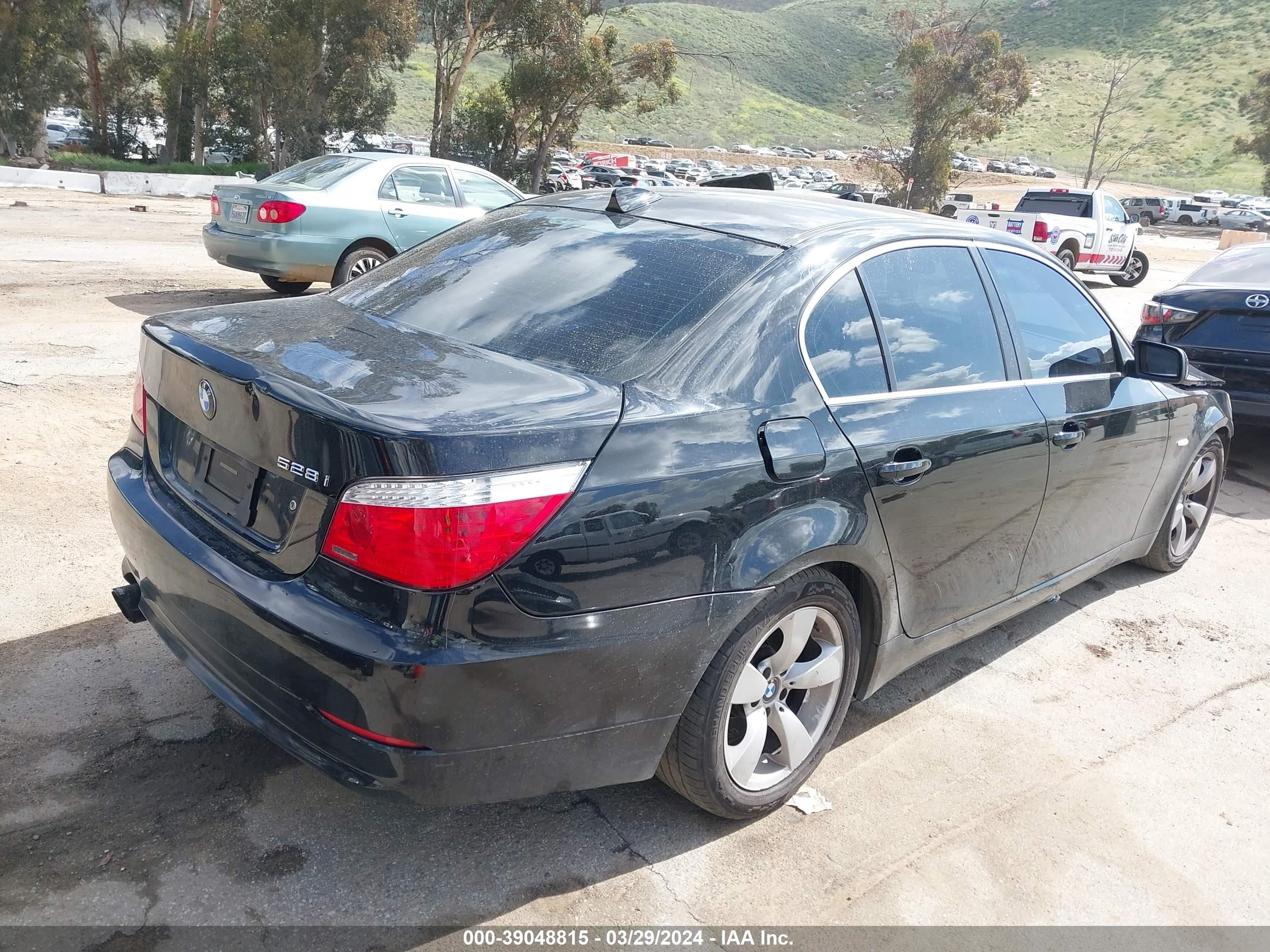 Photo 3 VIN: WBANU53568C114557 - BMW 5ER 