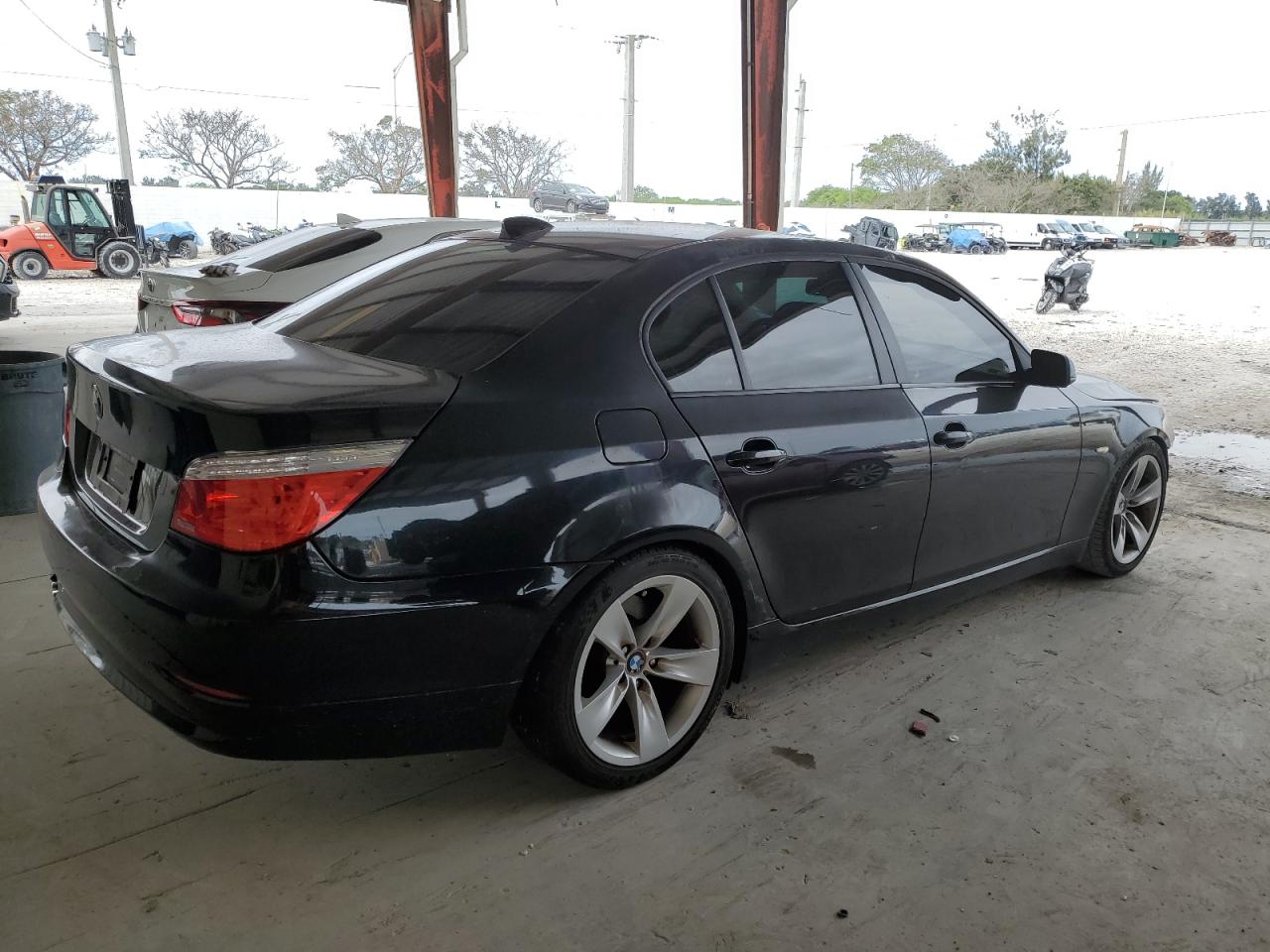 Photo 2 VIN: WBANU53568CT08991 - BMW 5ER 