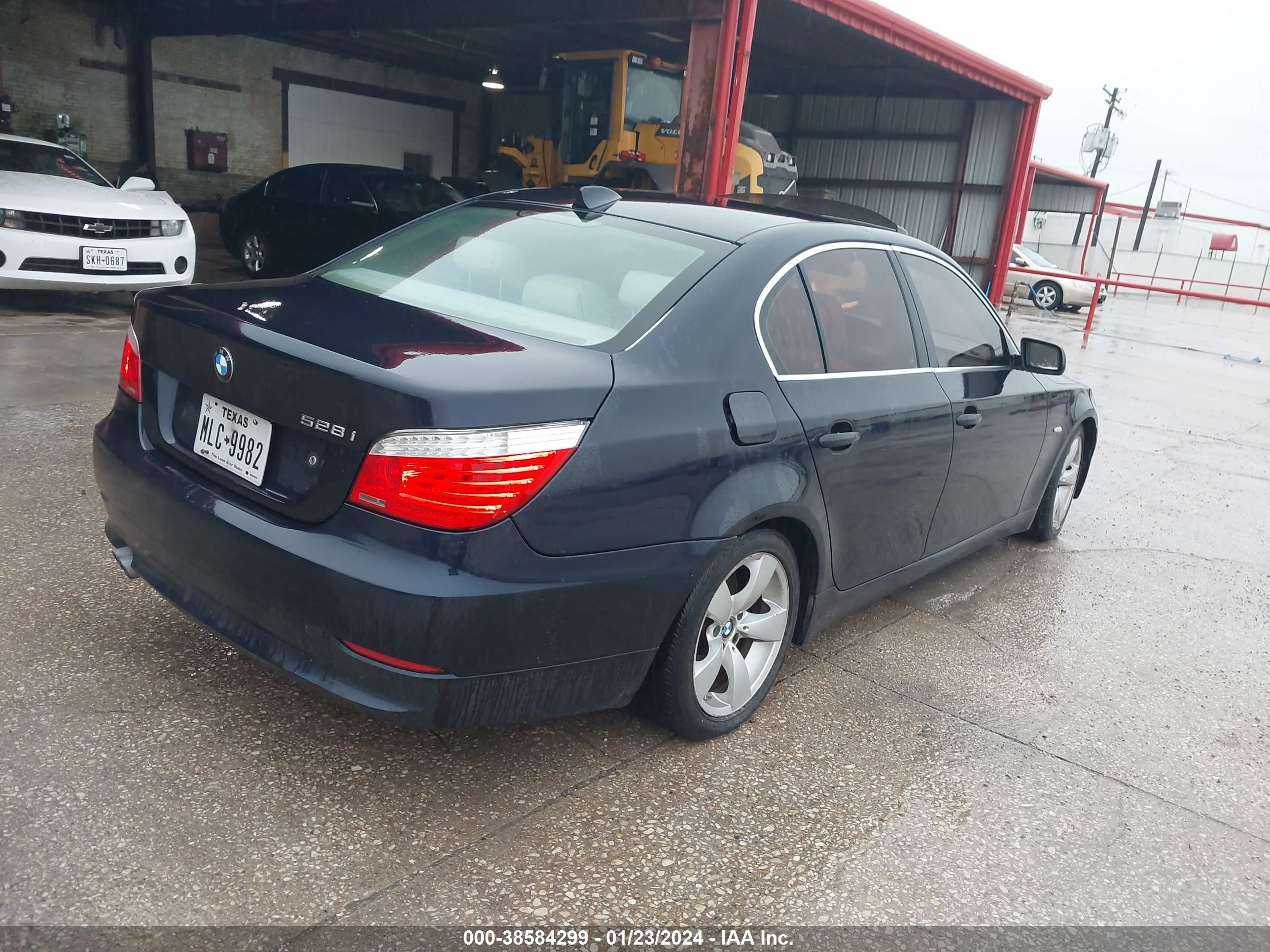 Photo 3 VIN: WBANU53568CT17108 - BMW 5ER 