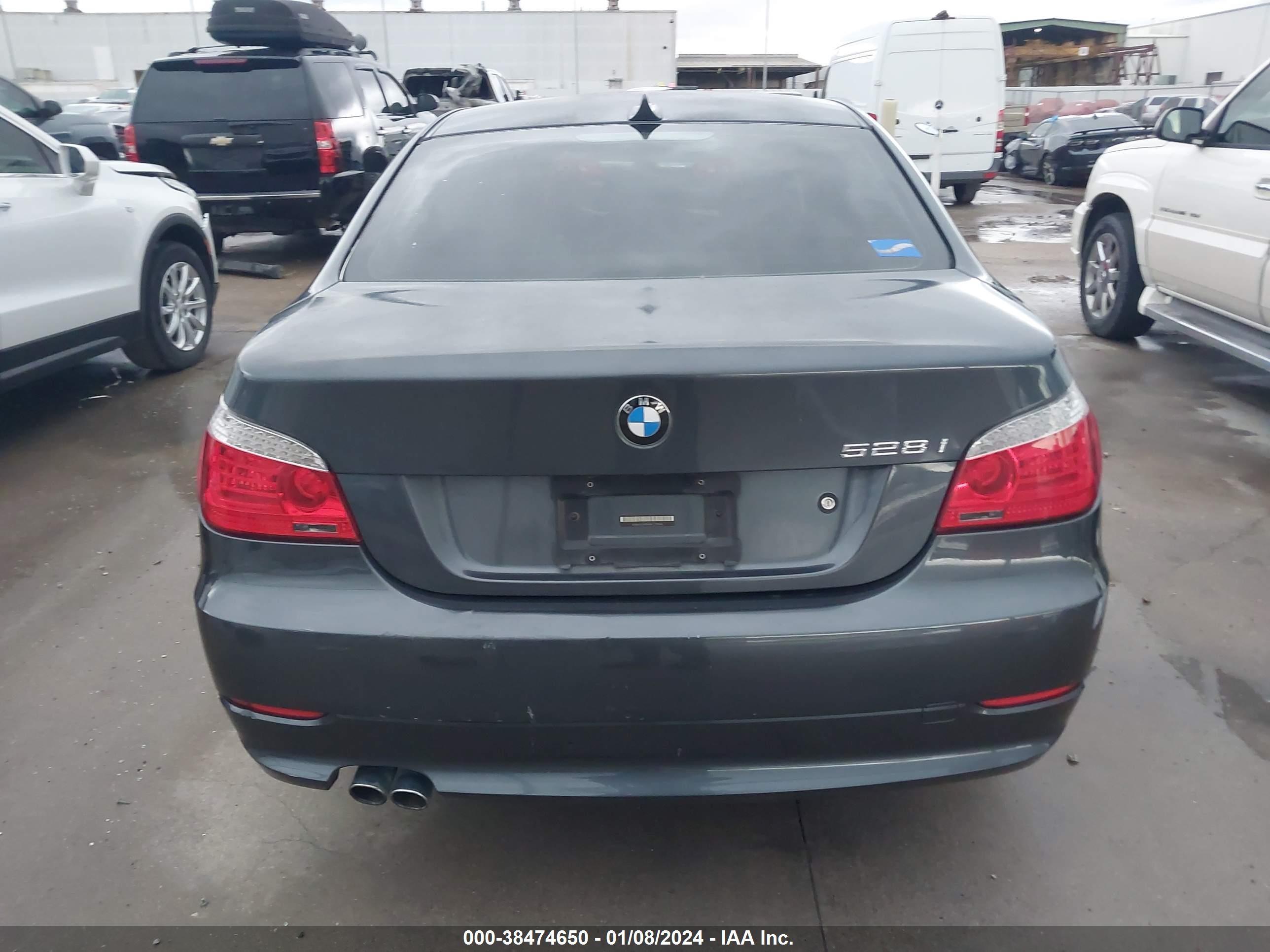 Photo 15 VIN: WBANU53568CT19456 - BMW 5ER 