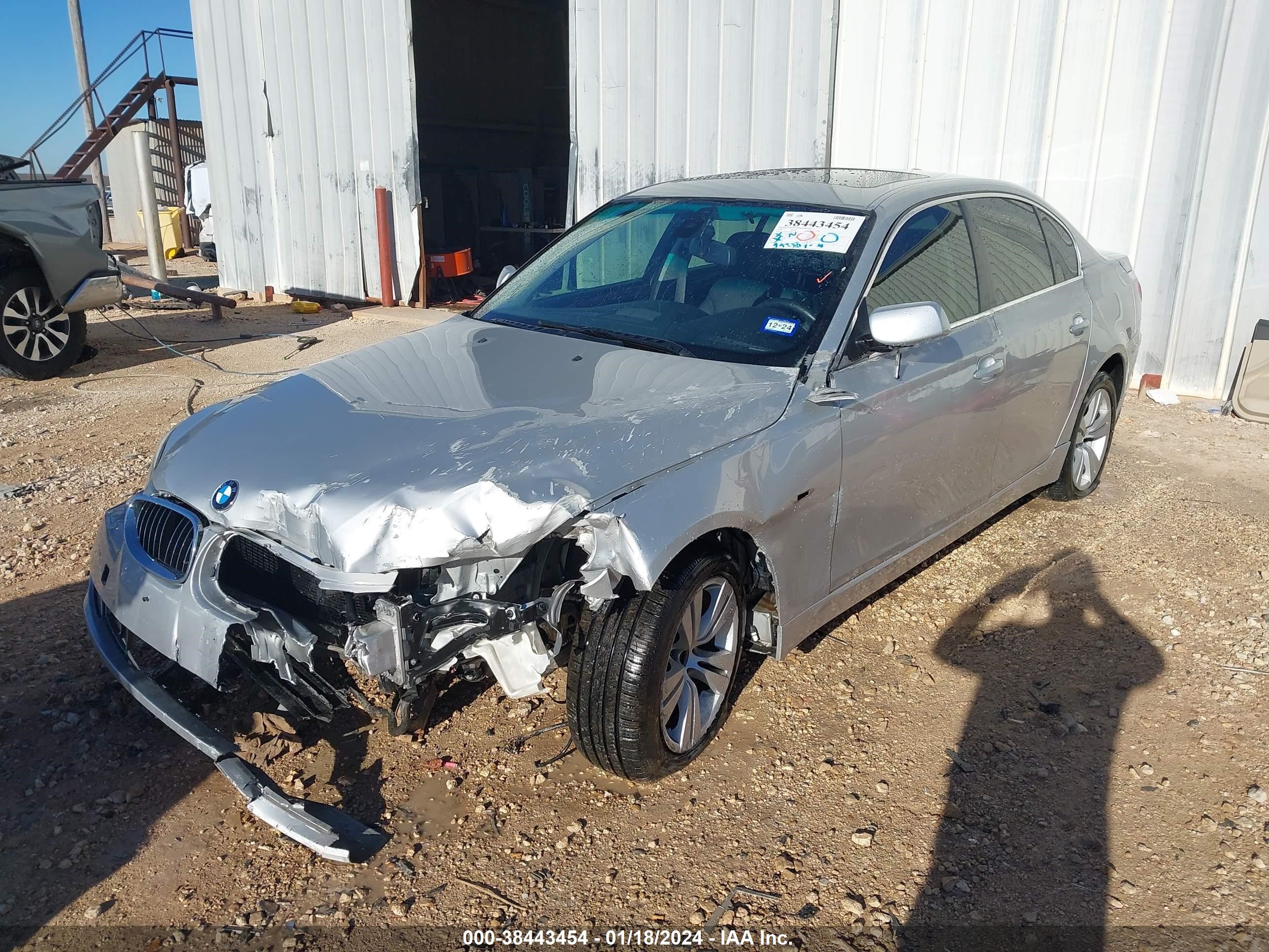 Photo 1 VIN: WBANU53569C121901 - BMW 5ER 