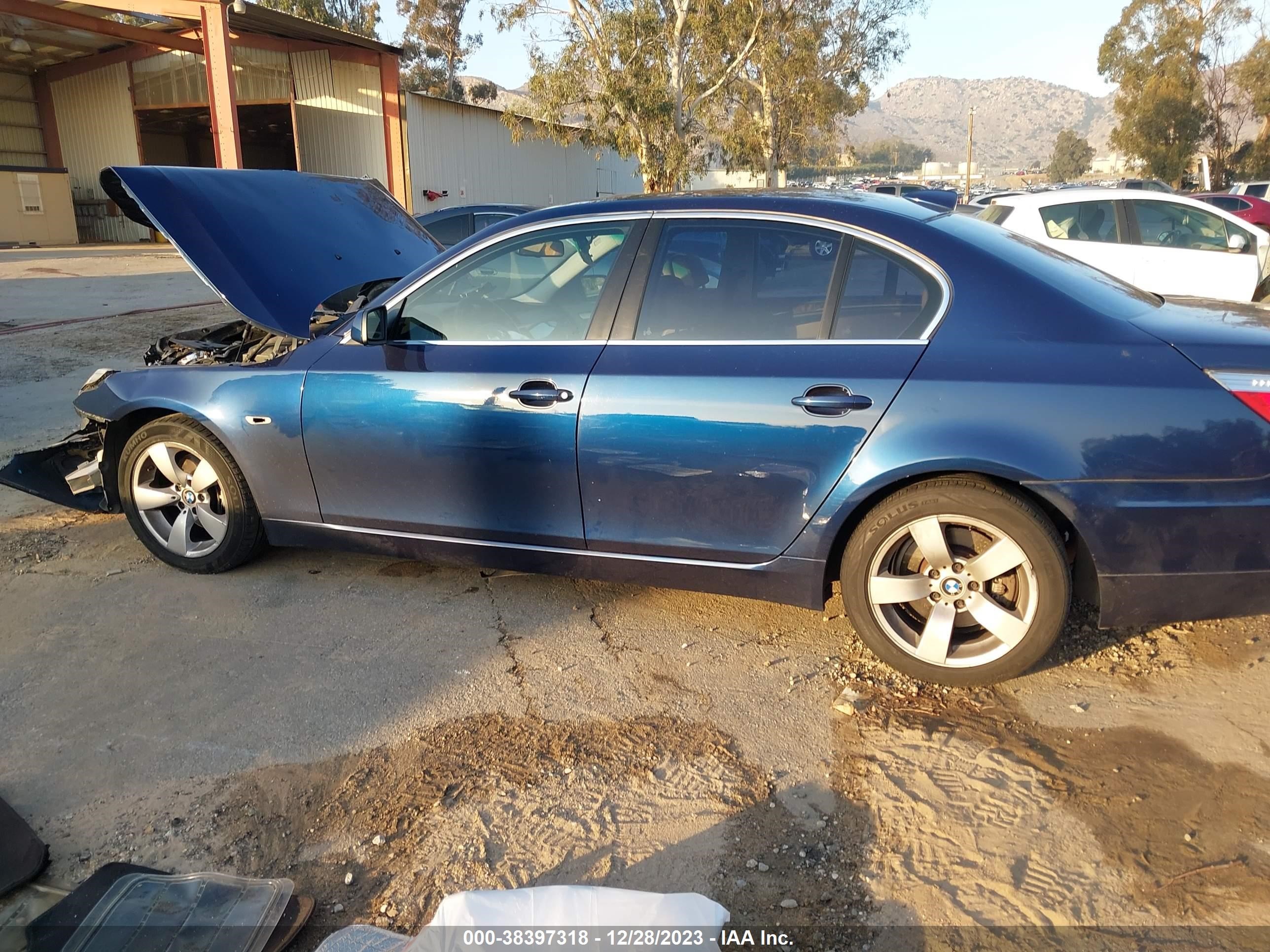 Photo 13 VIN: WBANU53578C110226 - BMW 5ER 