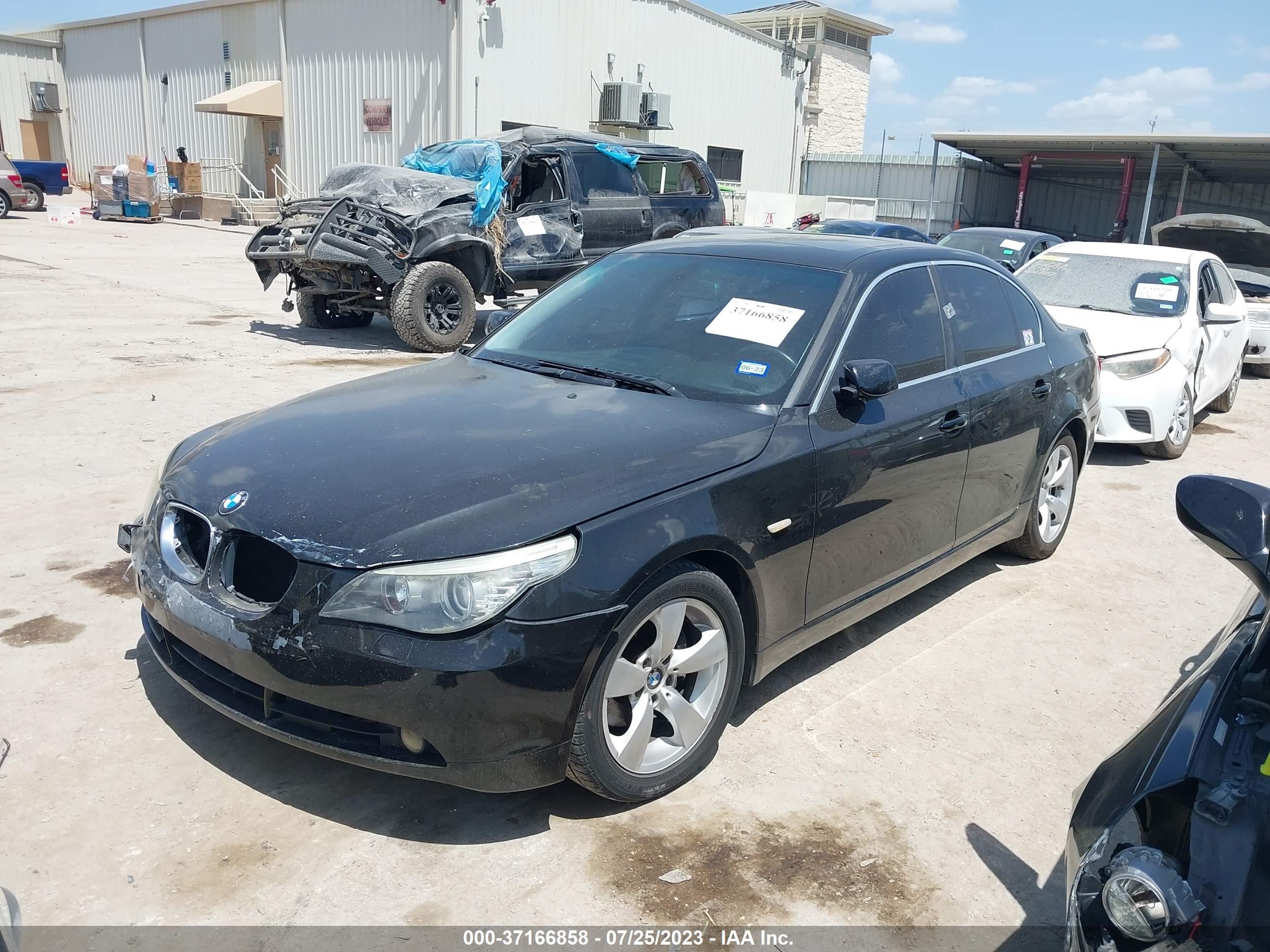 Photo 1 VIN: WBANU53578CT00947 - BMW 5ER 