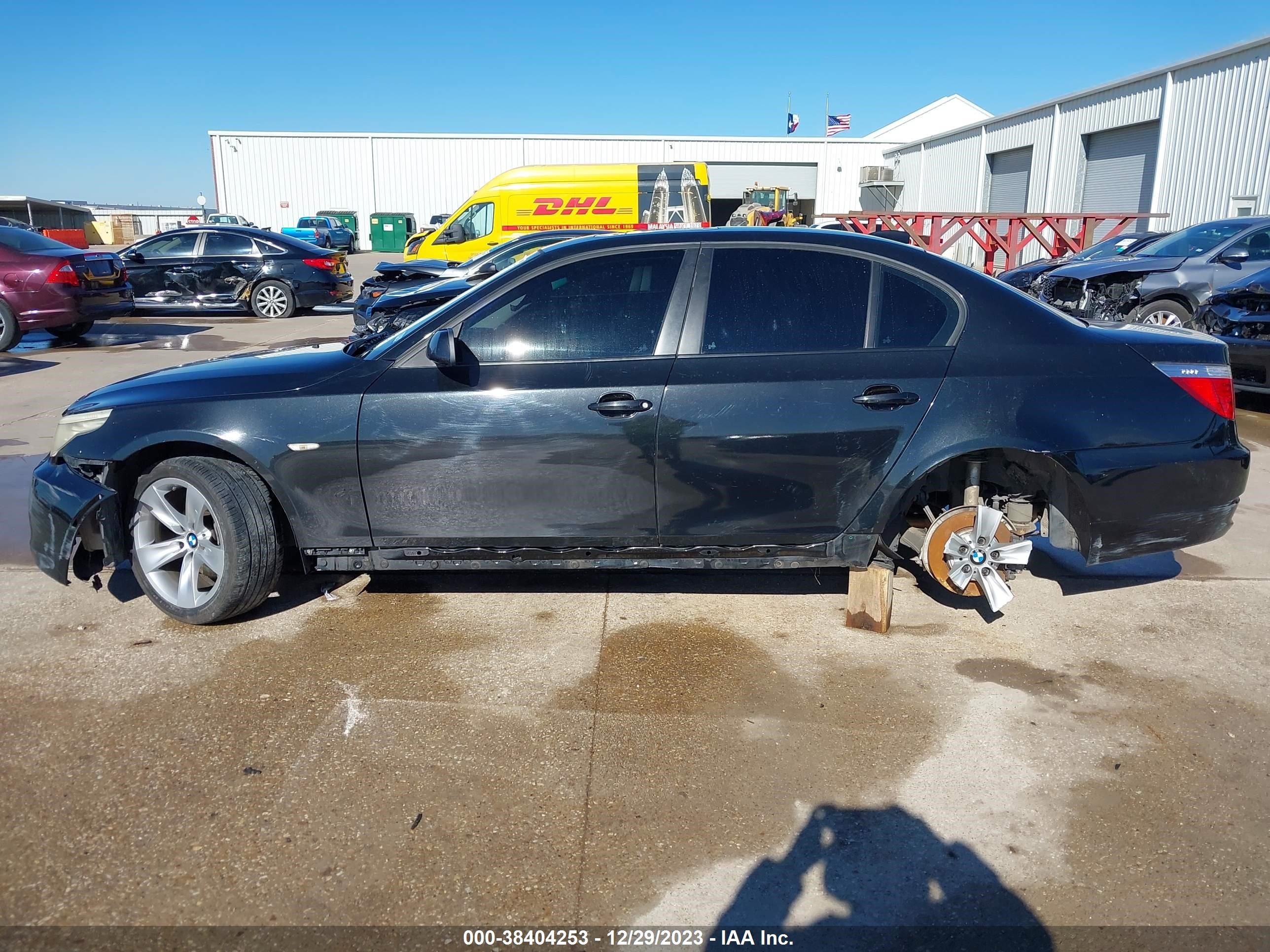 Photo 13 VIN: WBANU53588CT10905 - BMW 5ER 