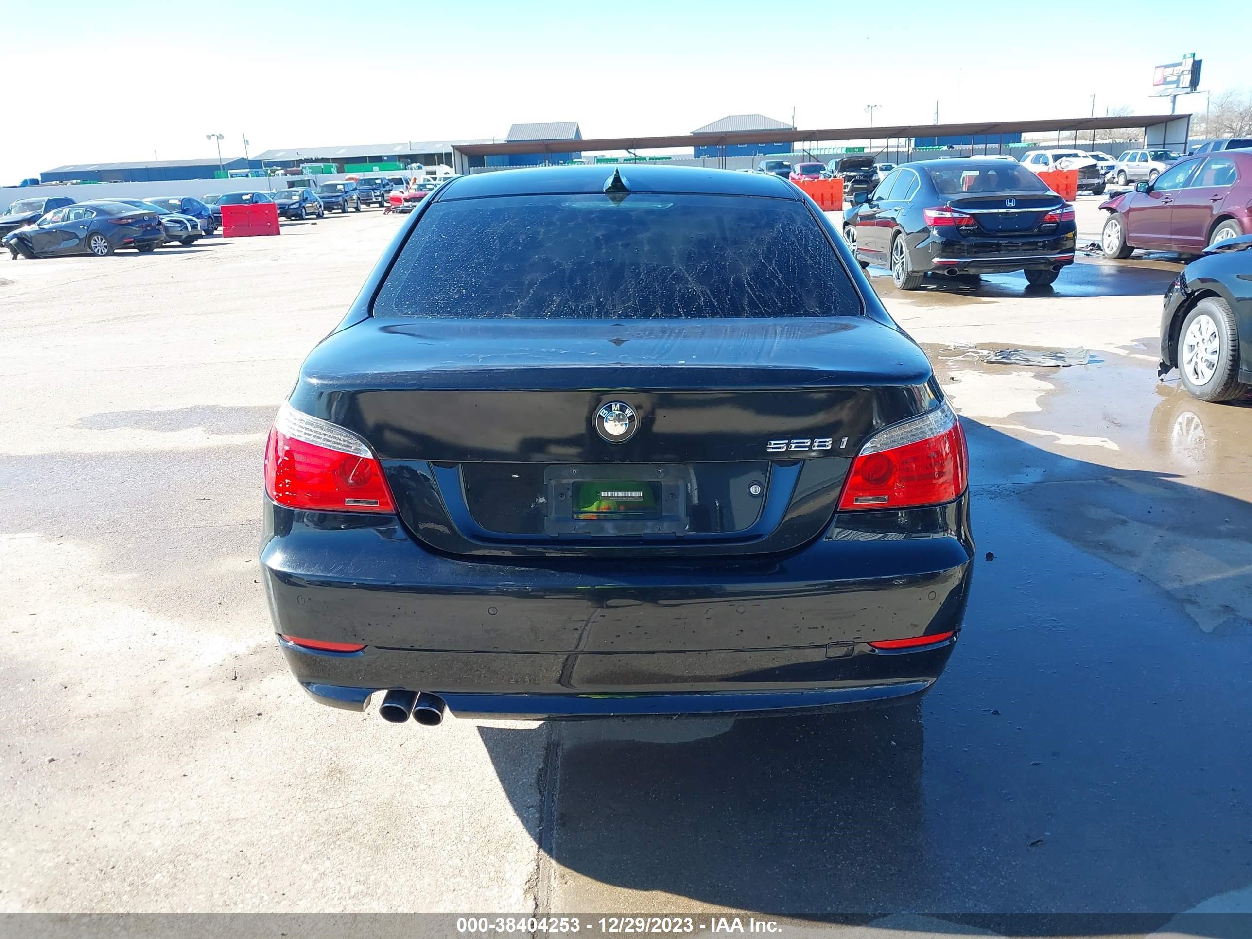 Photo 15 VIN: WBANU53588CT10905 - BMW 5ER 