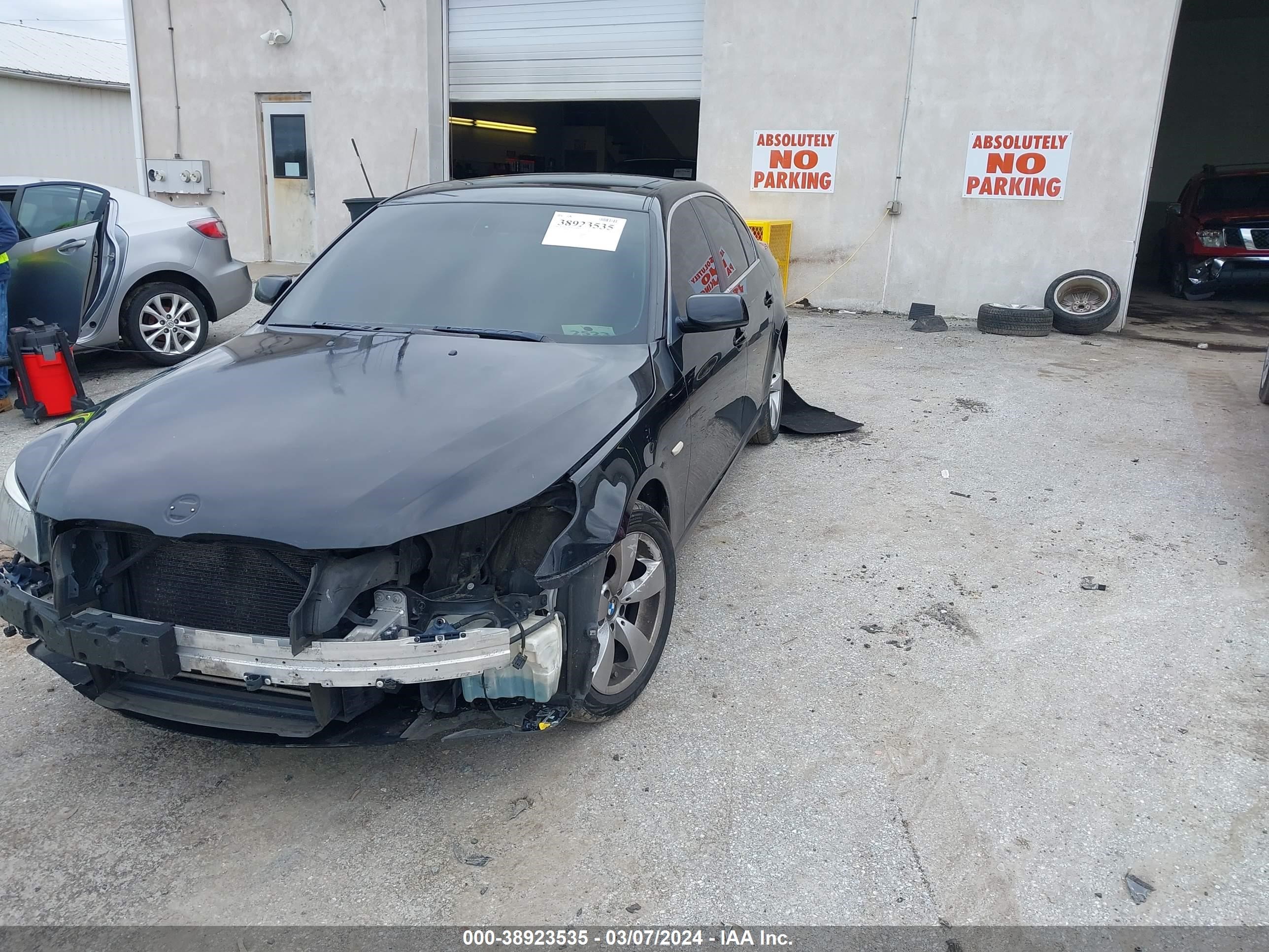 Photo 1 VIN: WBANU53598CT05065 - BMW 5ER 