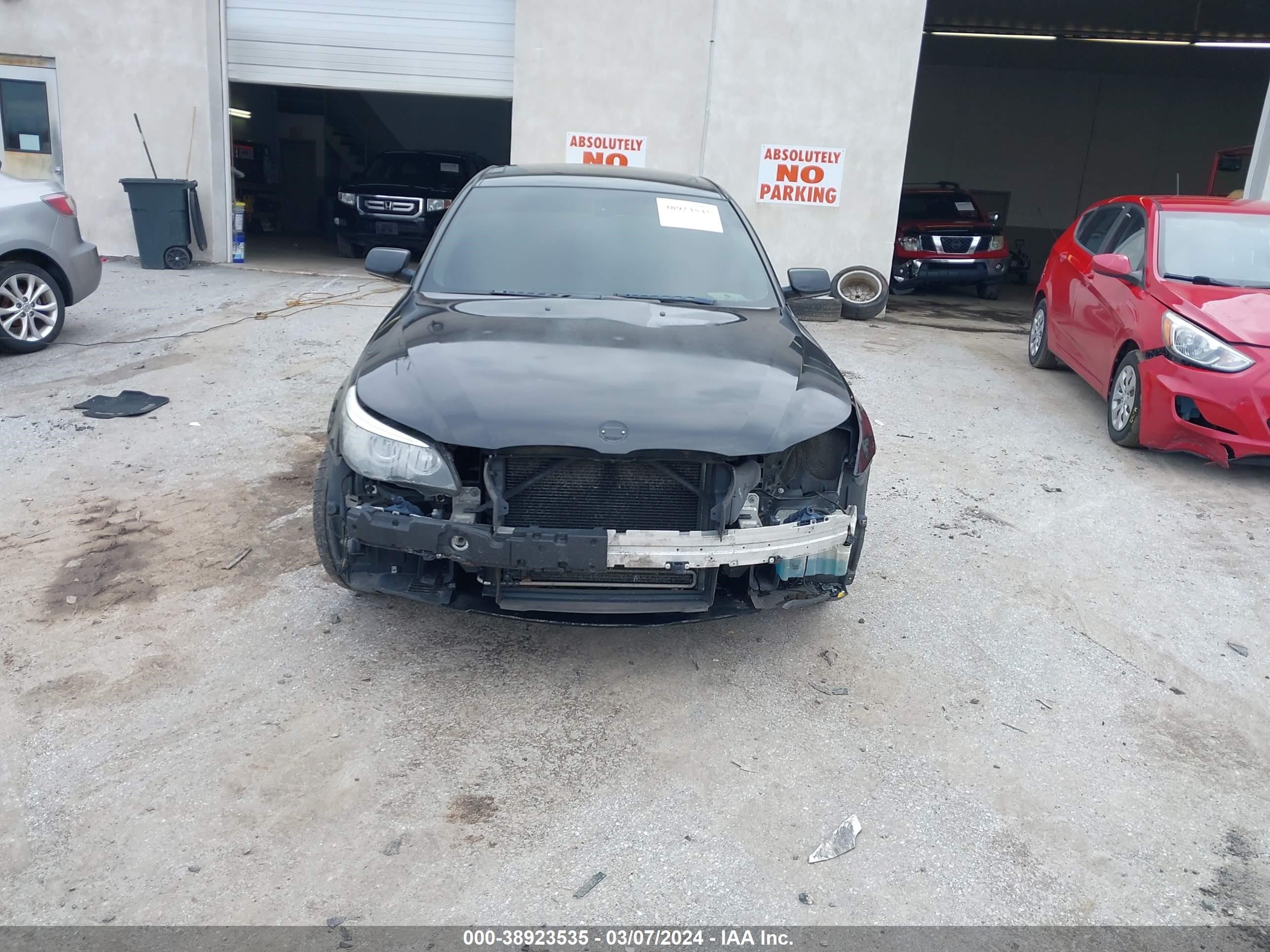 Photo 12 VIN: WBANU53598CT05065 - BMW 5ER 