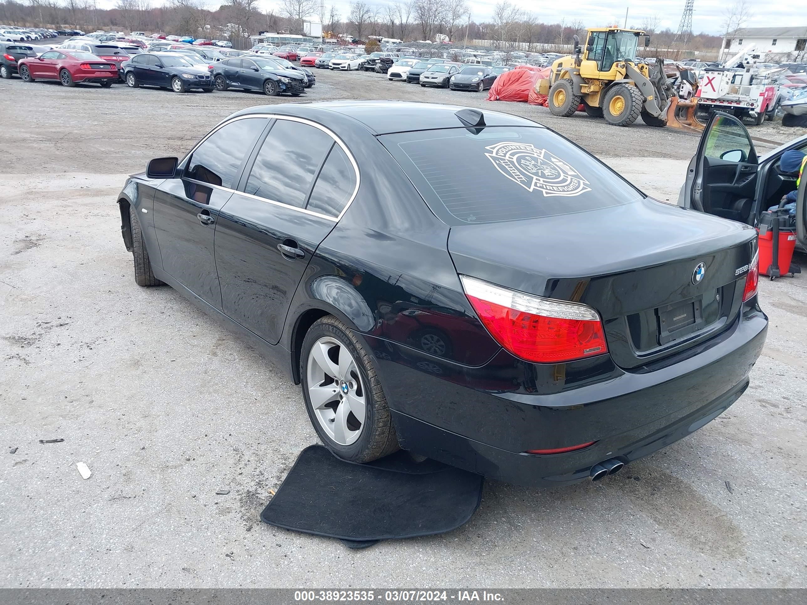 Photo 2 VIN: WBANU53598CT05065 - BMW 5ER 