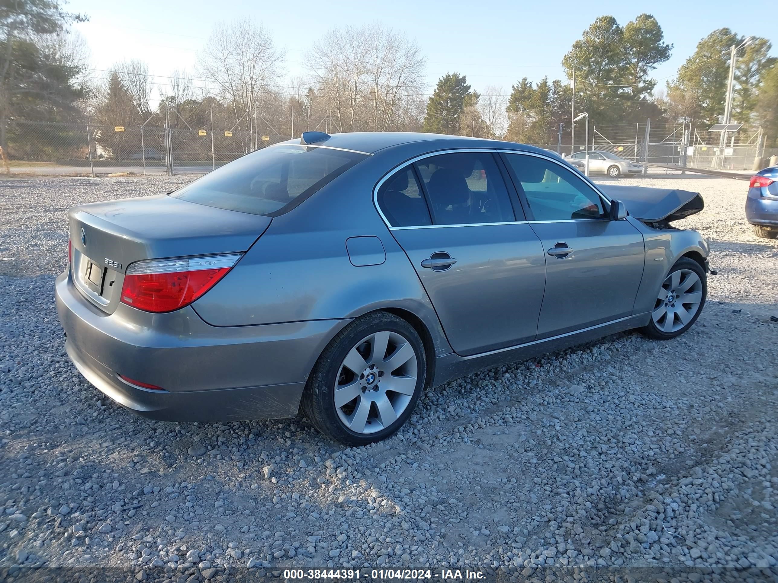 Photo 3 VIN: WBANU535X8CT00294 - BMW 5ER 