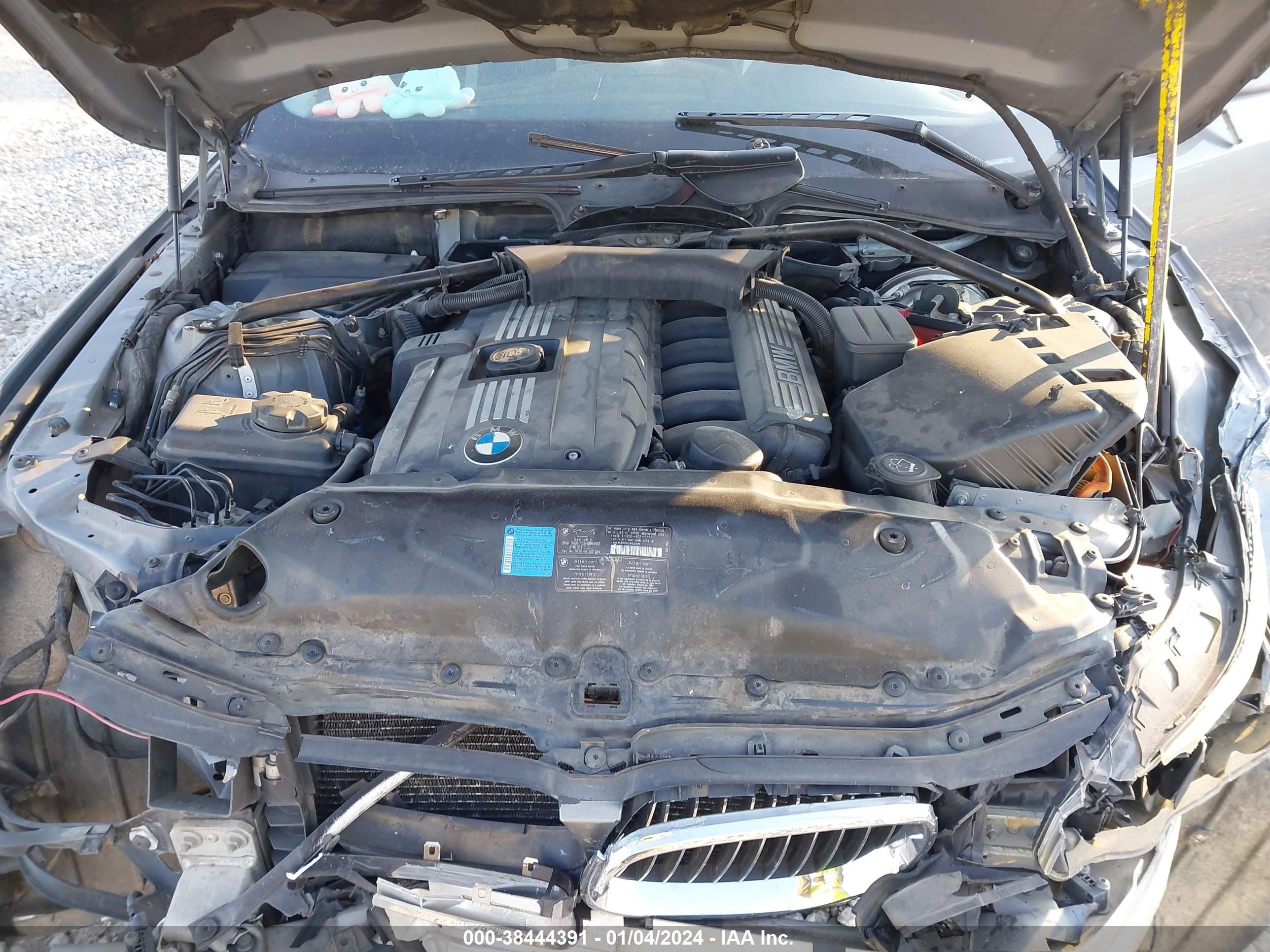 Photo 9 VIN: WBANU535X8CT00294 - BMW 5ER 