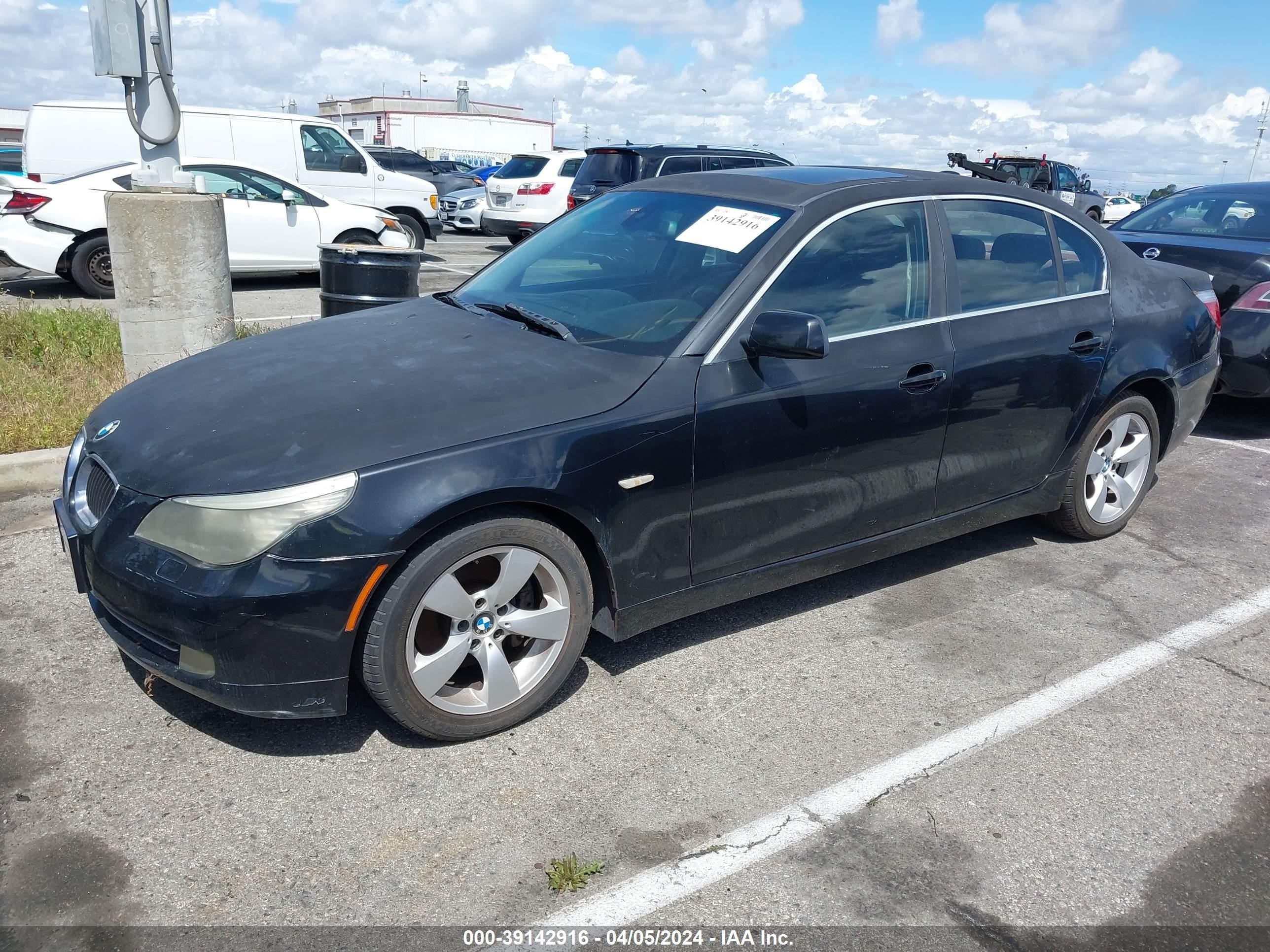 Photo 1 VIN: WBANU535X8CT06337 - BMW 5ER 