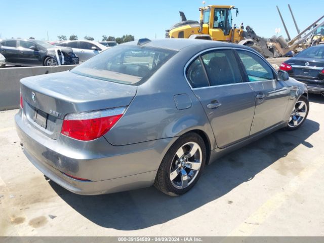 Photo 3 VIN: WBANU5C50AC364253 - BMW 528I 