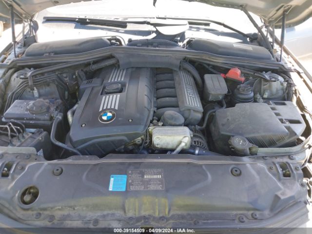 Photo 9 VIN: WBANU5C50AC364253 - BMW 528I 