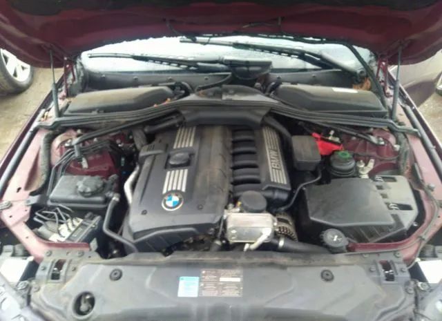 Photo 9 VIN: WBANU5C50AC460092 - BMW 528I 