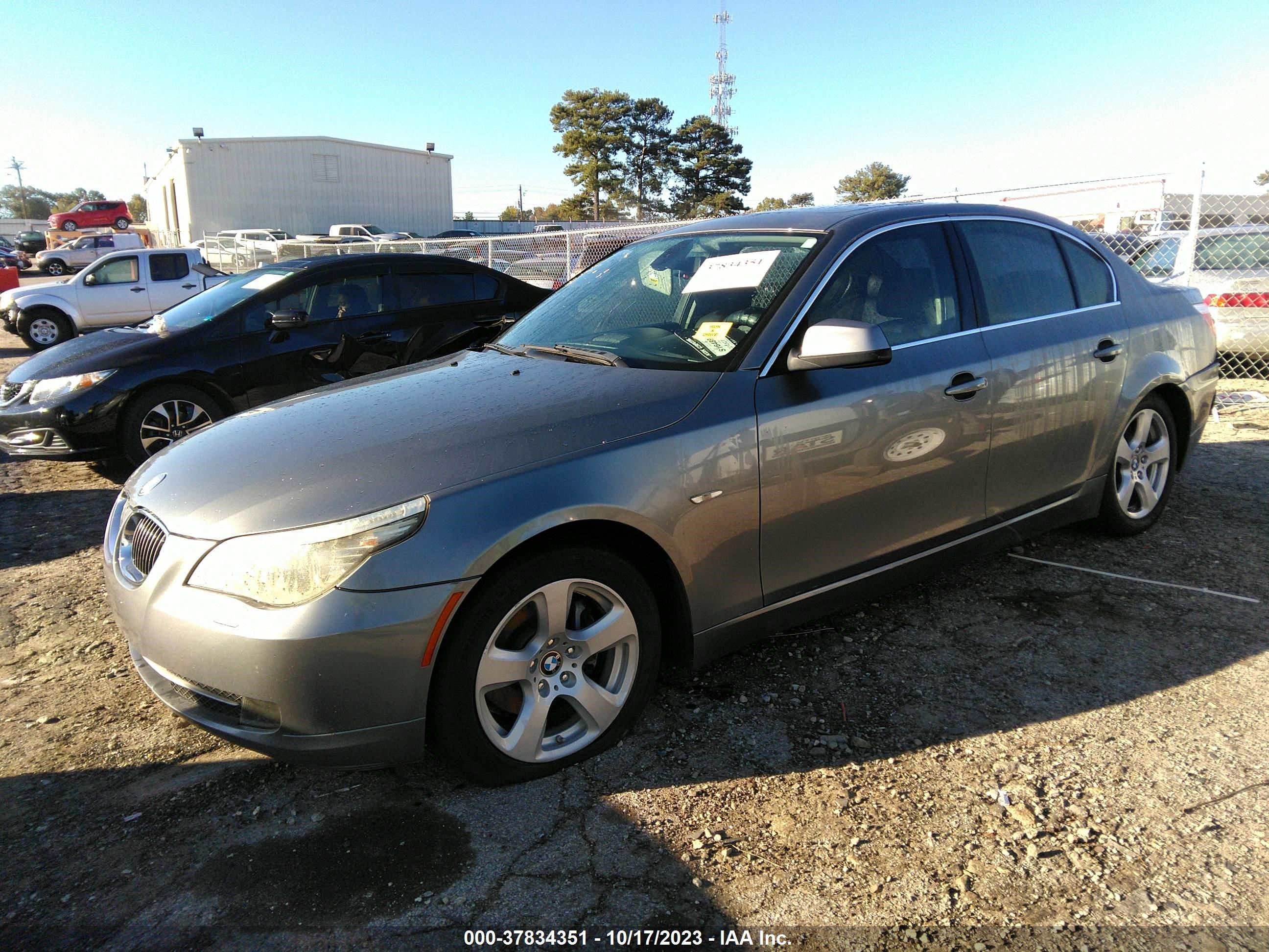 Photo 1 VIN: WBANU5C50AC460643 - BMW 5ER 