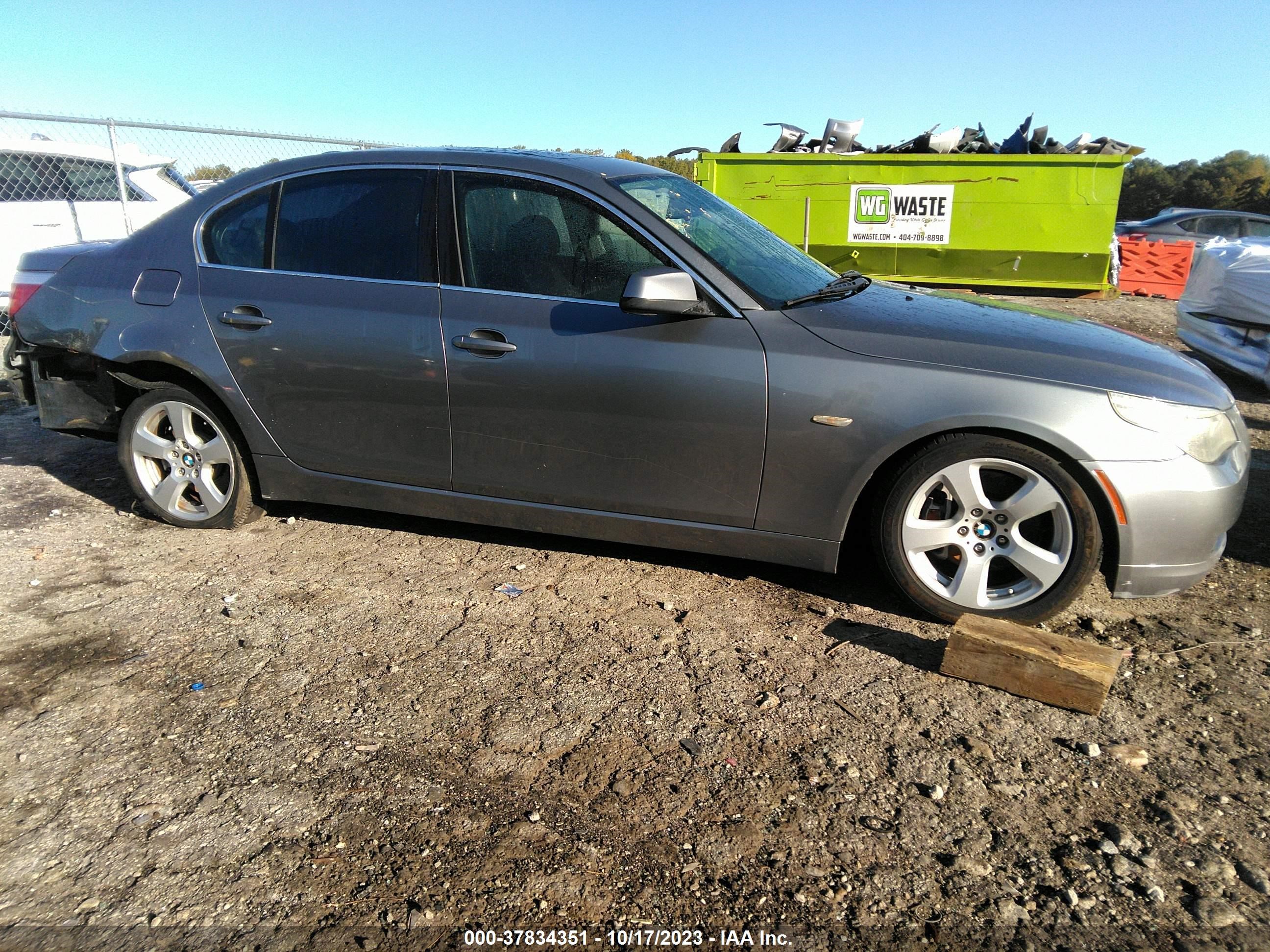 Photo 12 VIN: WBANU5C50AC460643 - BMW 5ER 