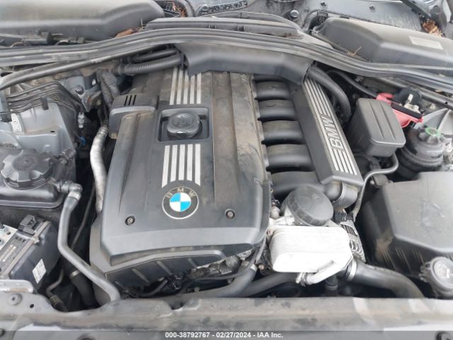 Photo 9 VIN: WBANU5C51AC129554 - BMW 528I 